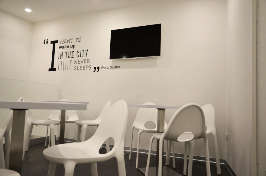 世界主义休闲咖啡馆-6