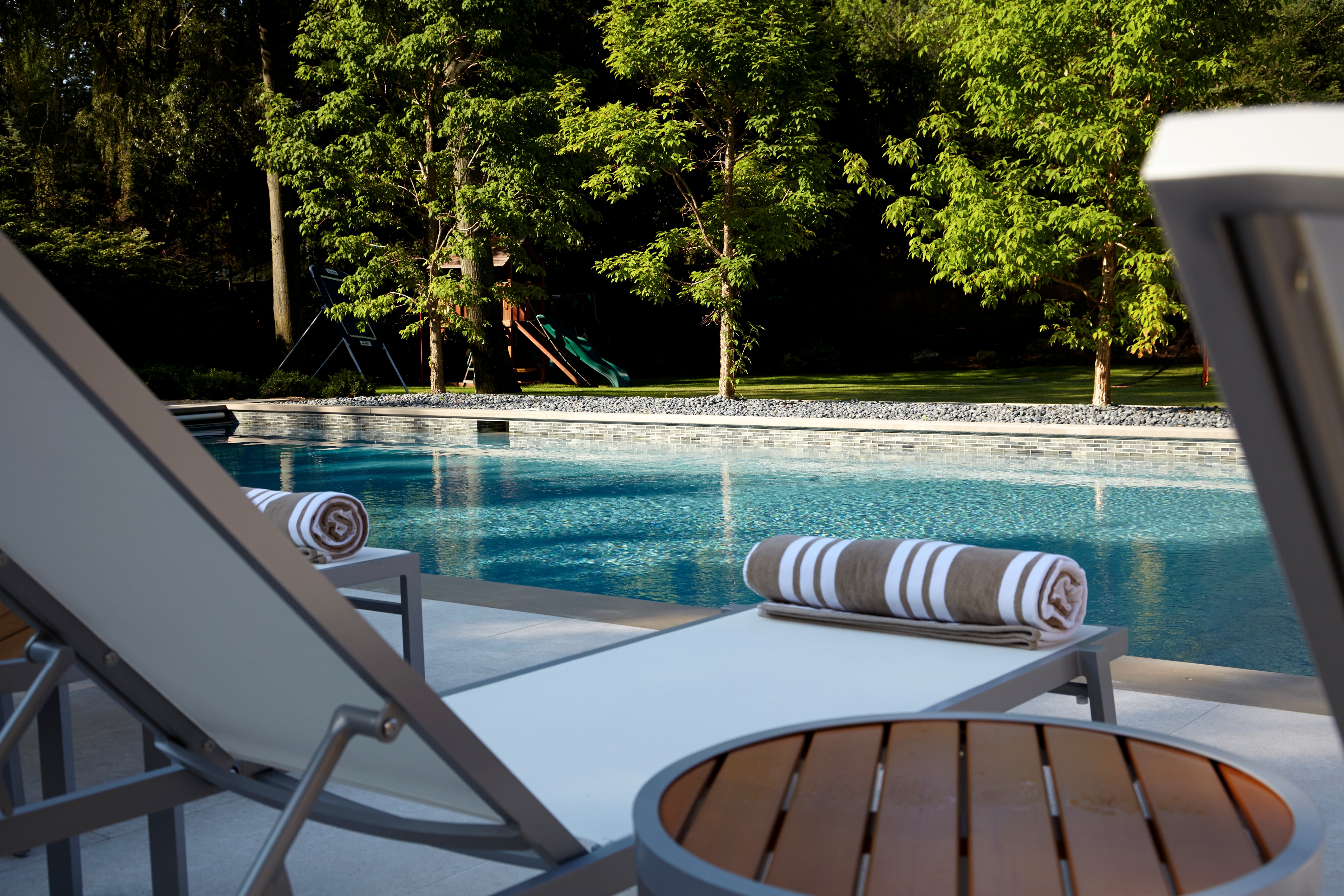 绿意环绕的沙斯ポイント泳池小屋-6