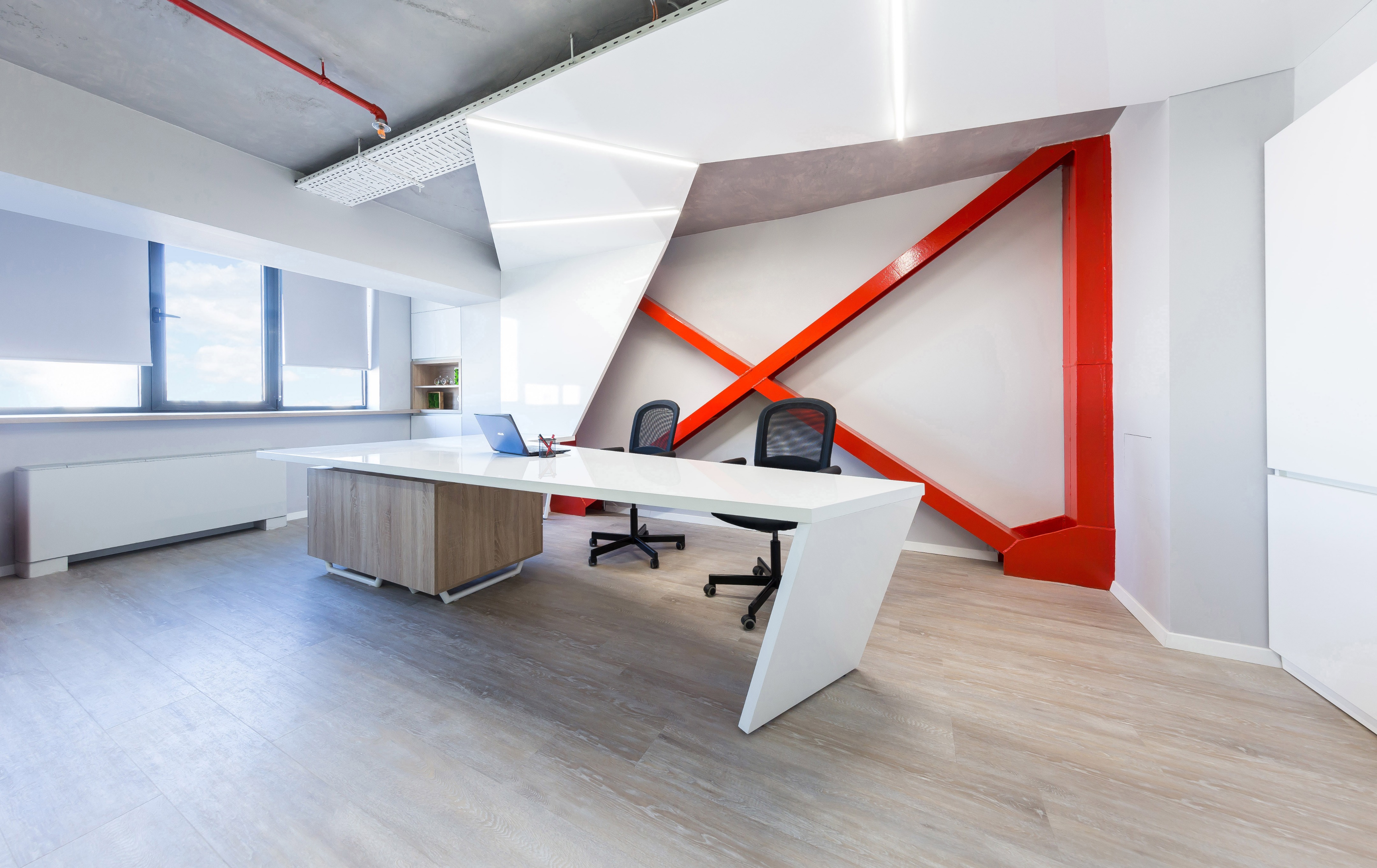 极简科技红 X 办公室-1