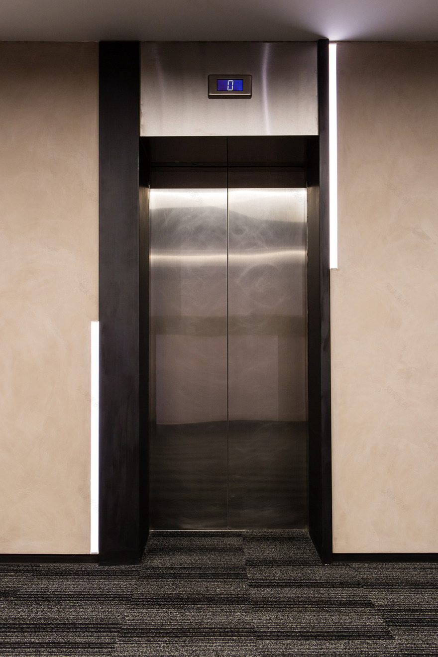 MB·ONE MORALEJA BUILDING 现代办公空间设计-46