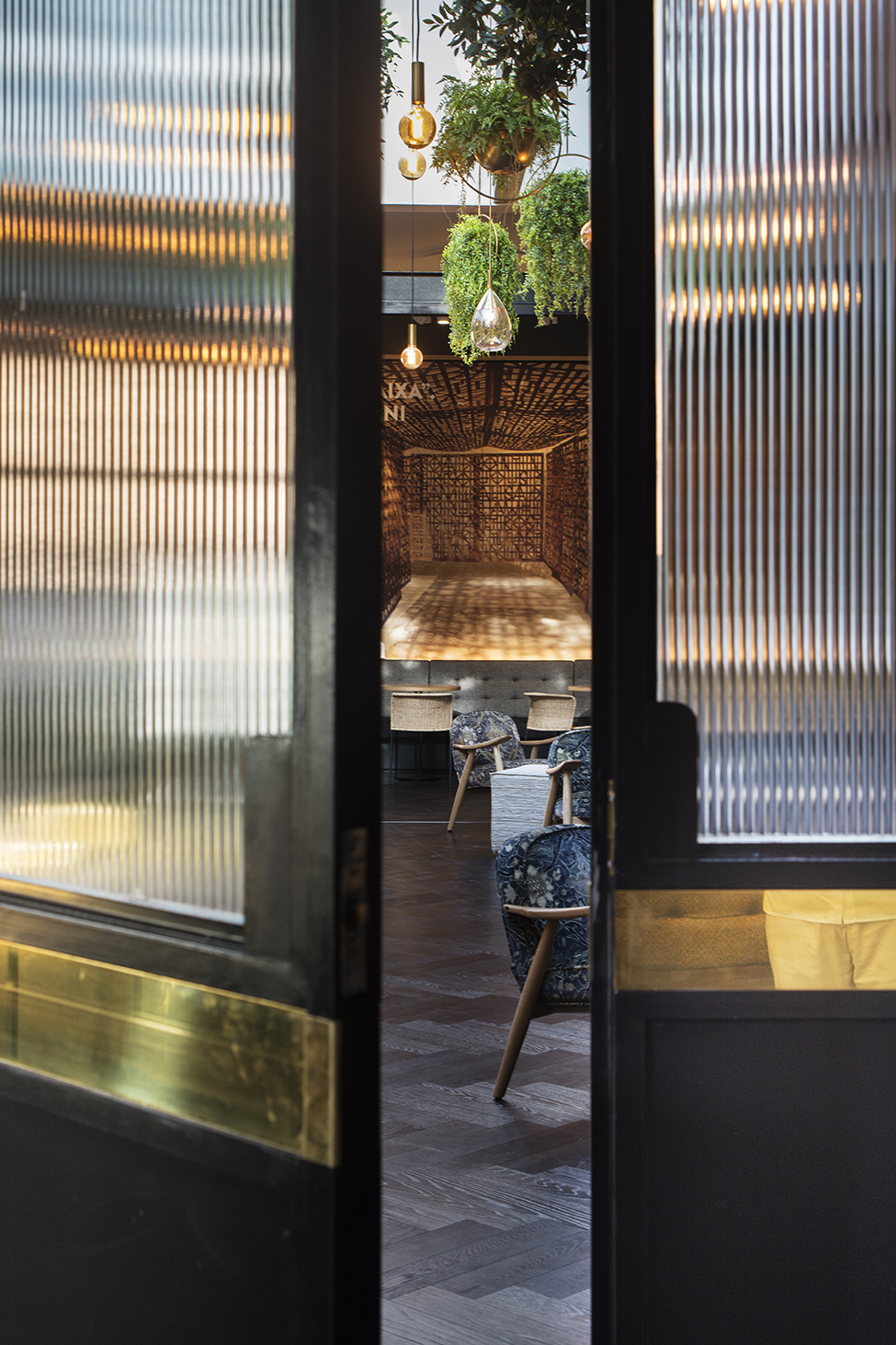 2018 年巴塞罗那 Caixaforum 餐厅室内设计案例解析-3