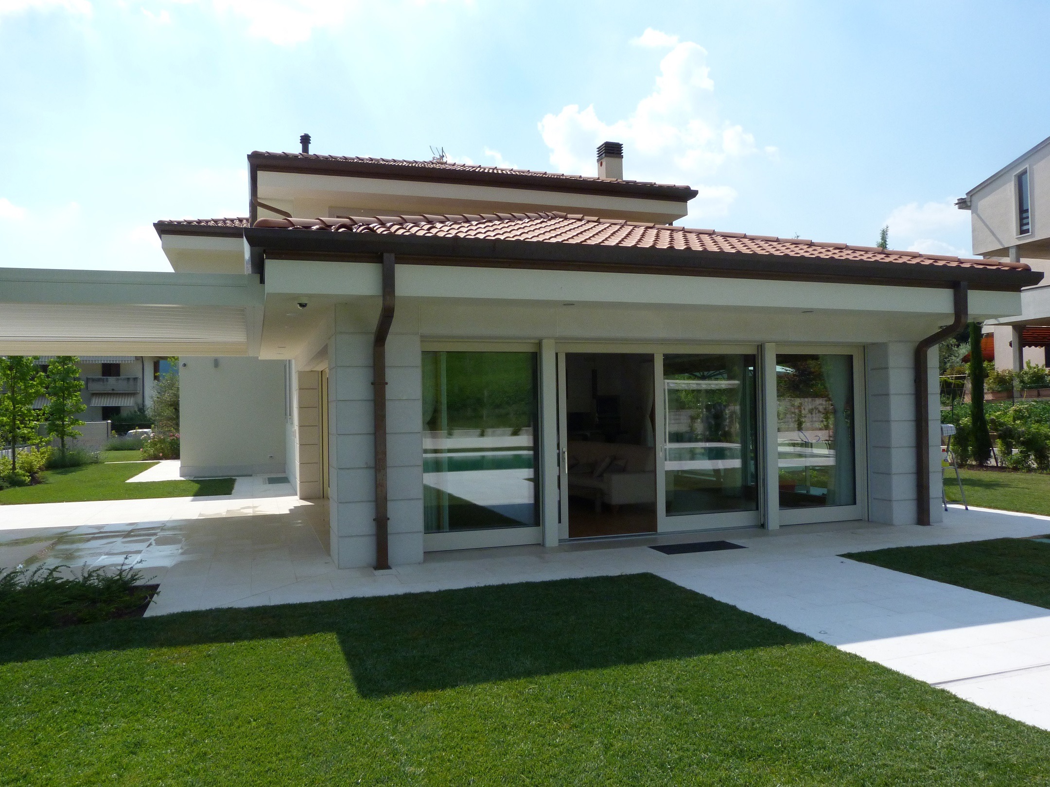 意式乡村别墅的现代焕新 | 舒适与环保的完美结合-1