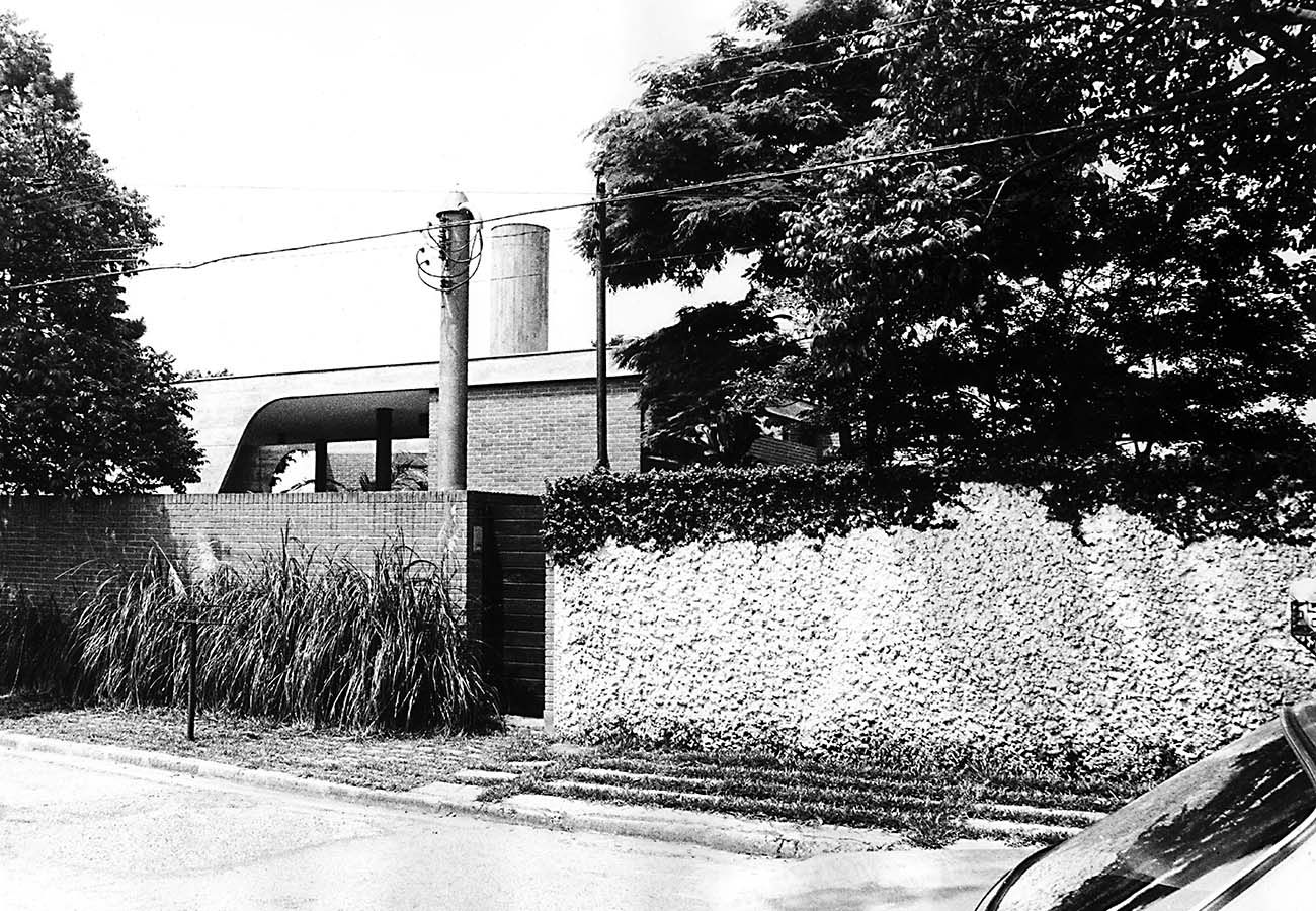 绿意盎然的家庭住宅-10