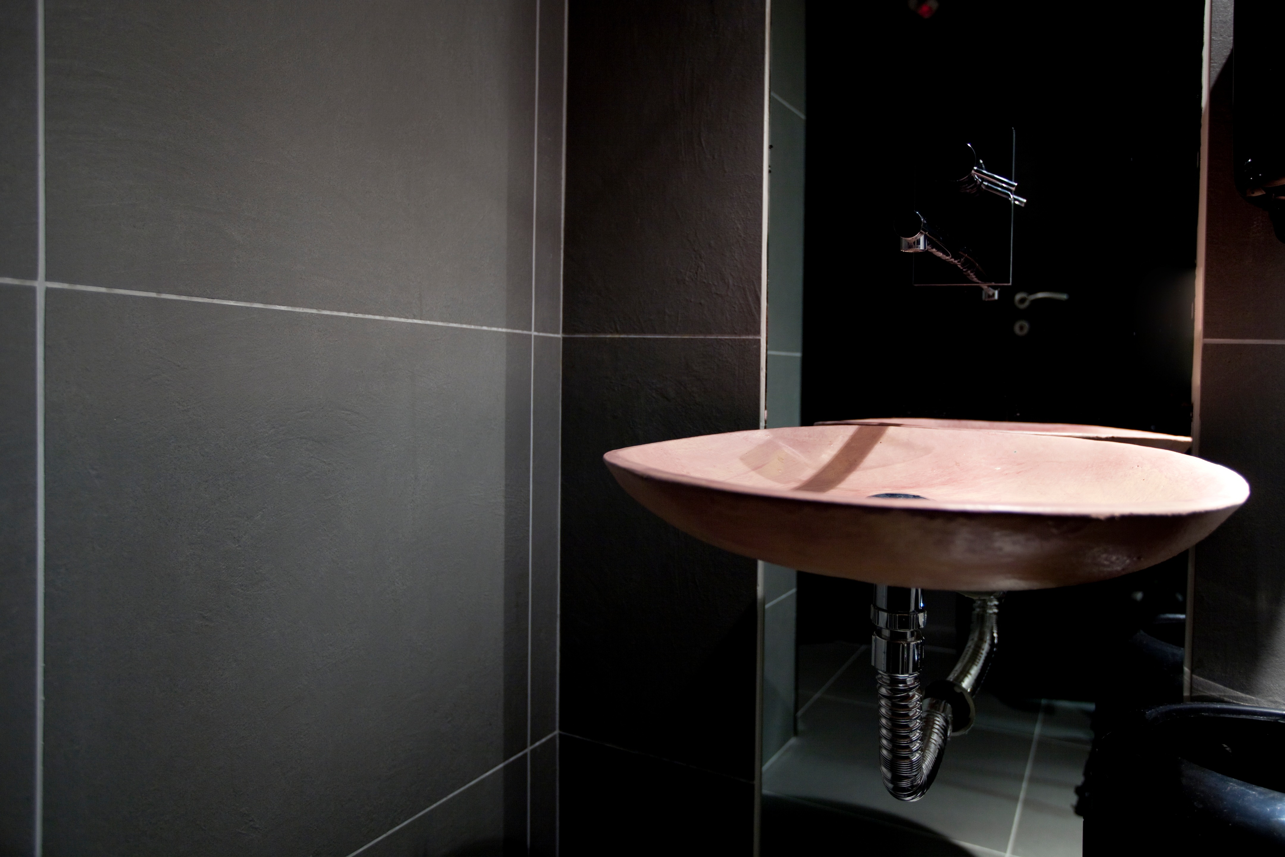 希腊工业遗产主题烧烤餐厅设计-23