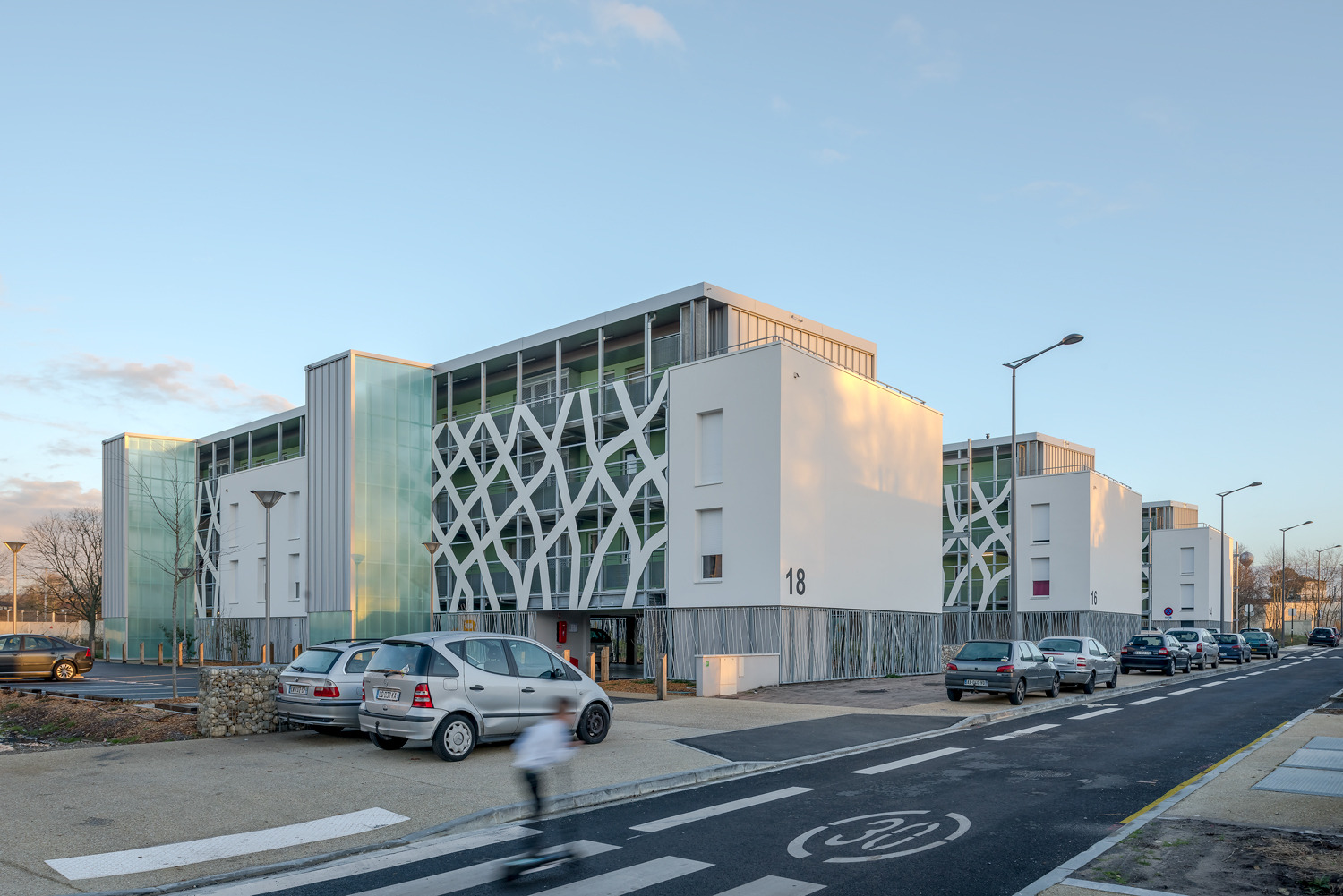 2018 年完工的 Les Erables 公寓设计展现独特魅力-54