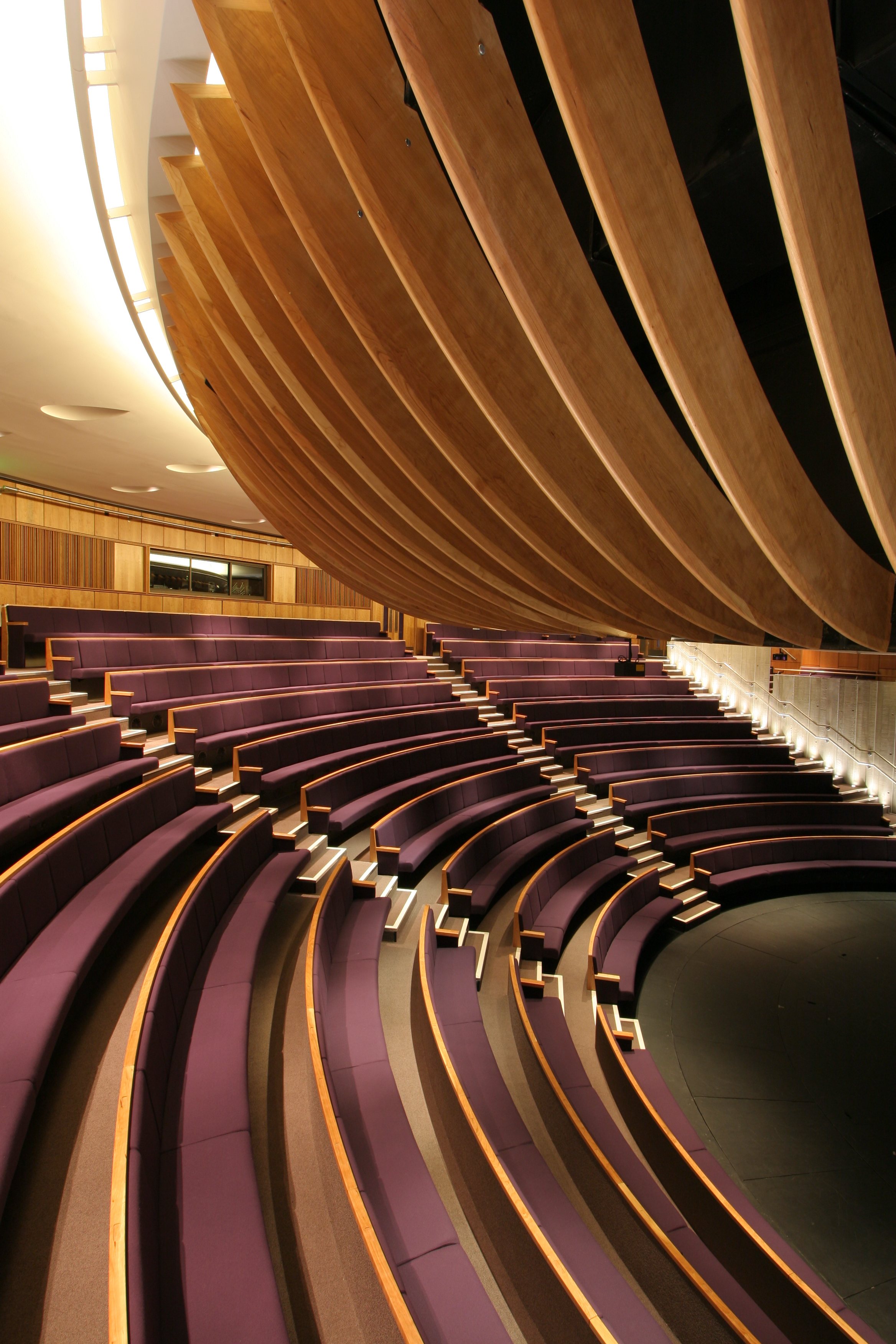 伦敦美国学校艺术教育中心剧院改造-4