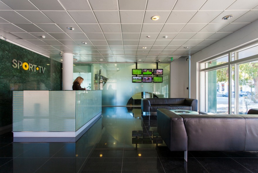 创新科技风,Sport TV 葡萄牙总部室内设计-23