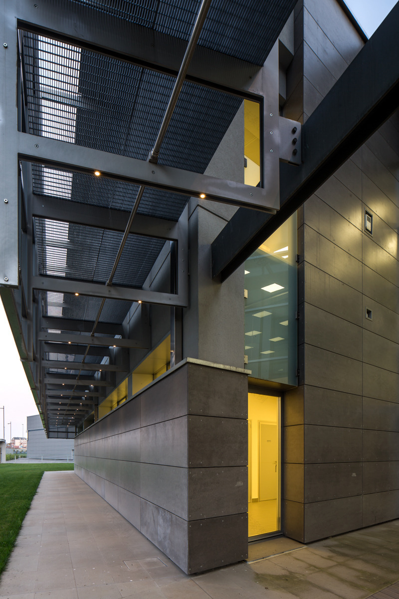 创新环保的意大利 Rubinetterie Bresciane 公司总部-10