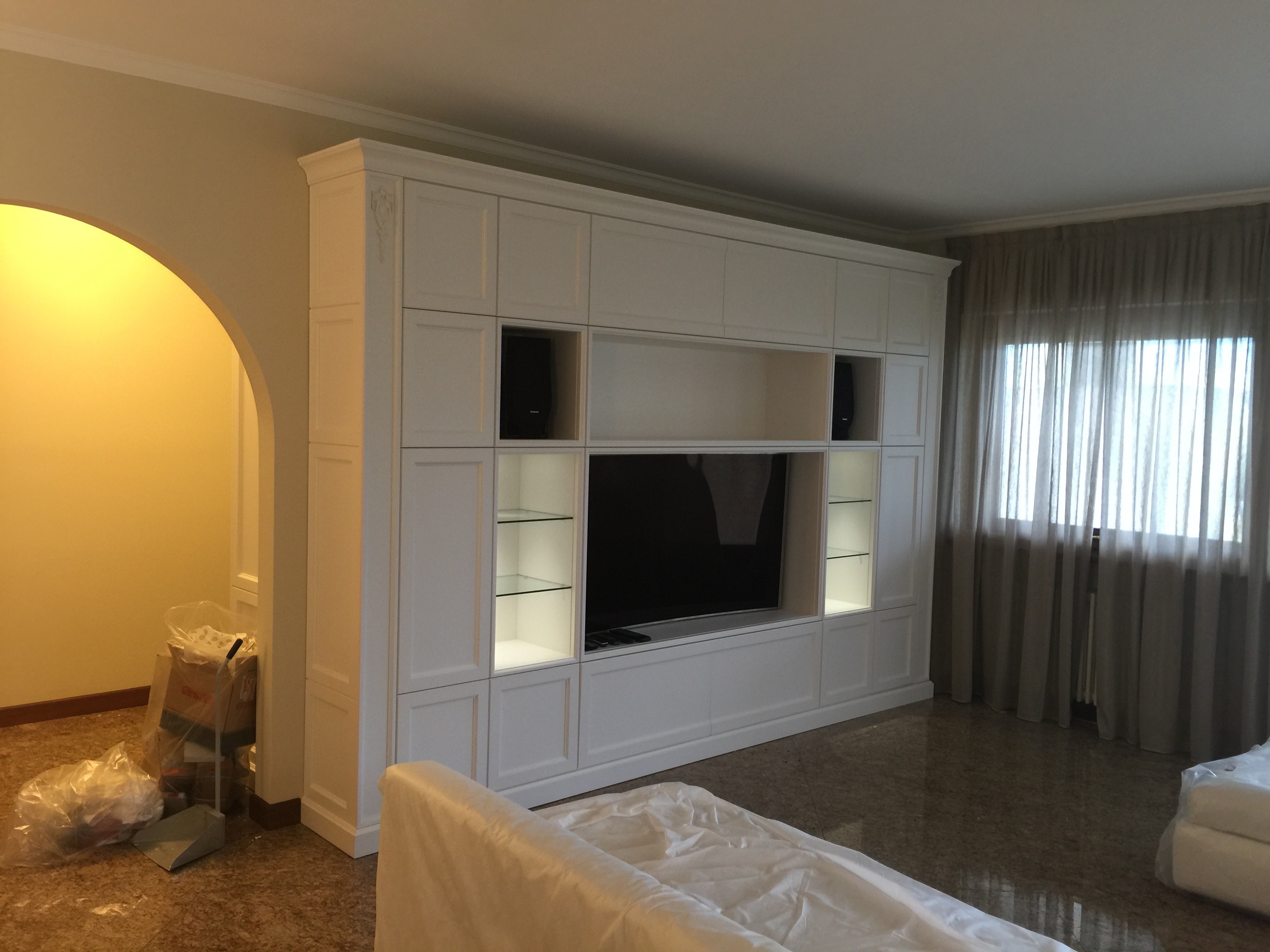 2016 年完成的意大利豪华湖边别墅室内设计-11