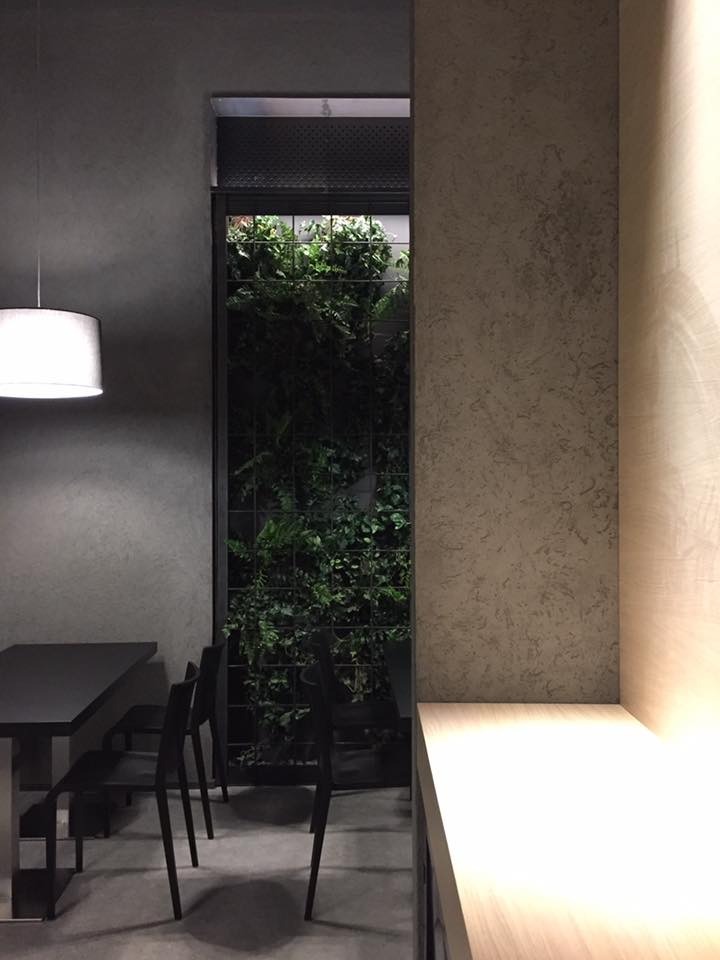 self可译为自我自身自己等;cafè应是café,可译为咖啡馆咖啡店-20