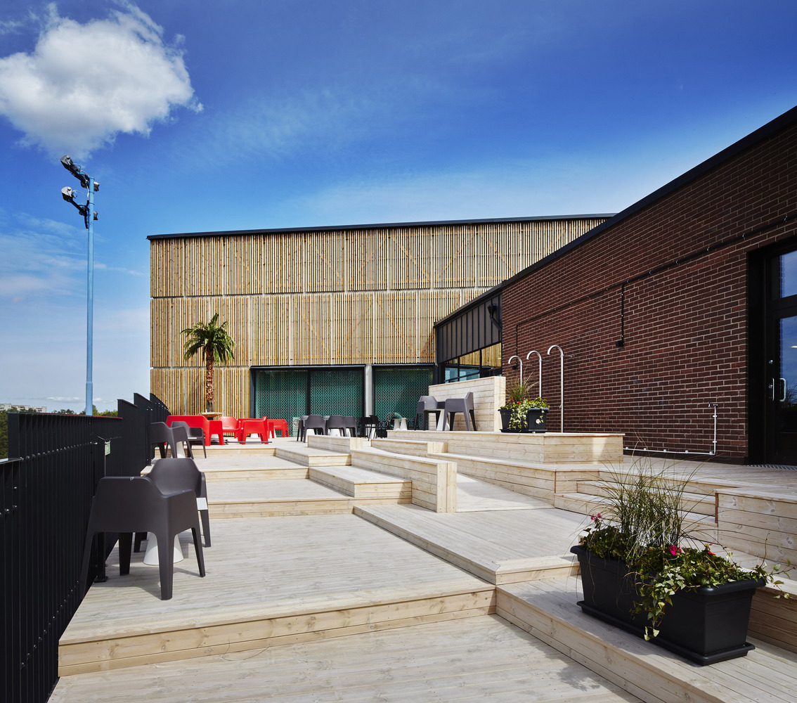 松德比贝里室内游泳池-48