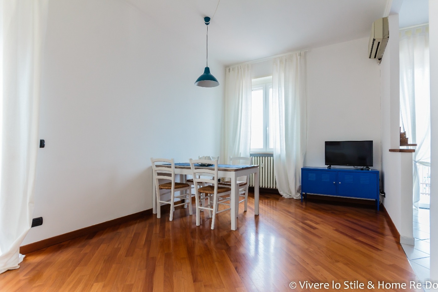 2016 年意大利半中心区域双卧公寓翻新设计-11