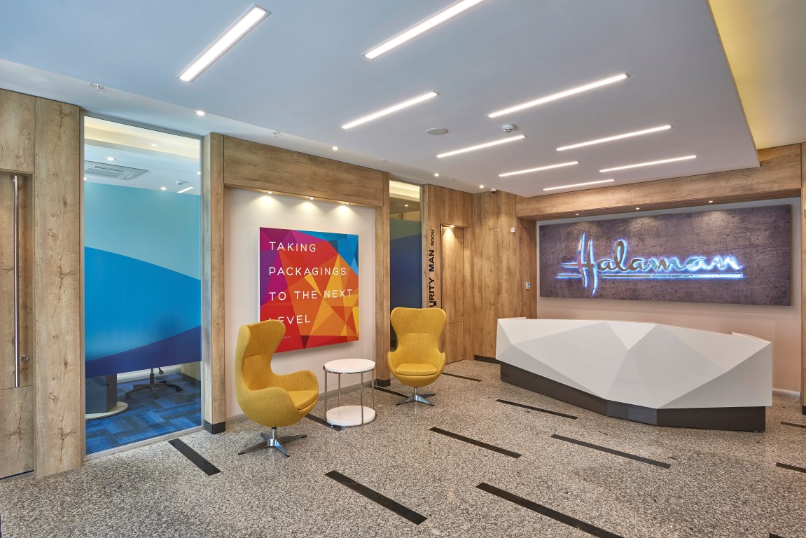 活力互动，Halaman 印刷办公室的现代设计-9