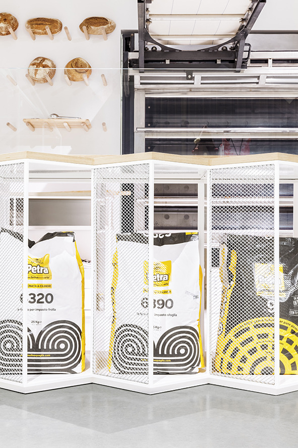 Olivieri 糕点店 | 旧工厂焕发新生命-16