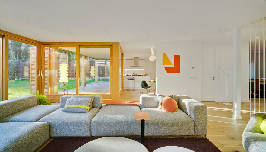 马德里高级住宅区 La Moraleja 的 Levitt House-17