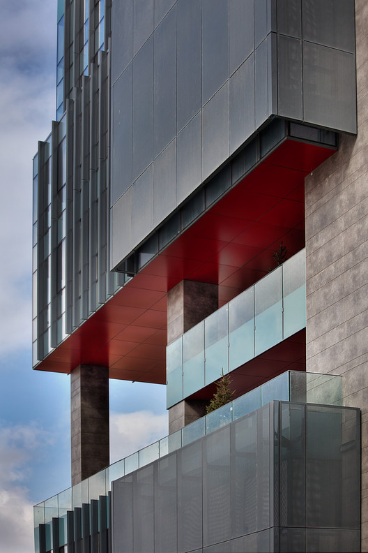 乌卢格·奥托莫蒂夫办公大楼-10