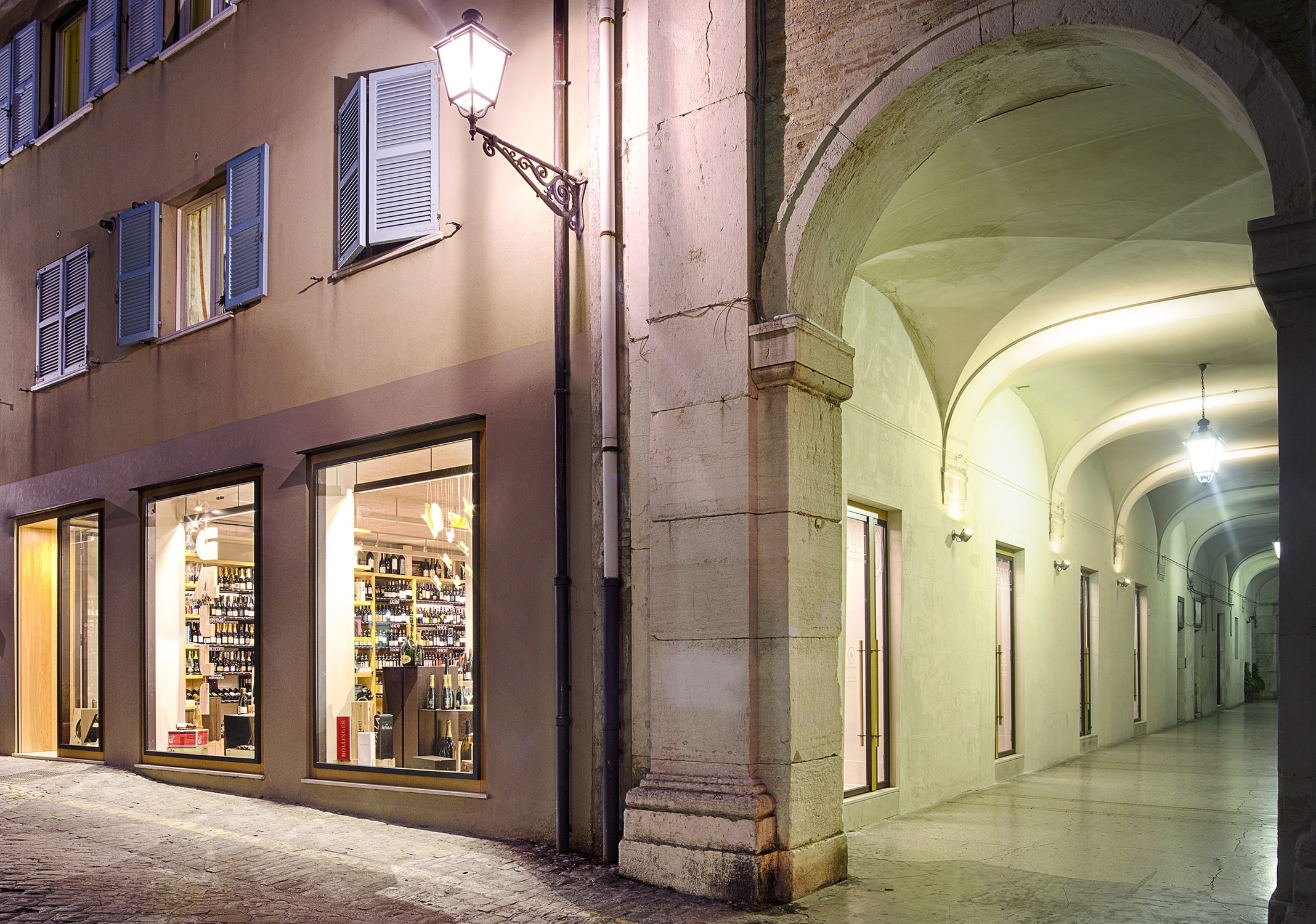 历史建筑中的现代酒庄——GALLI ENOTECA-19