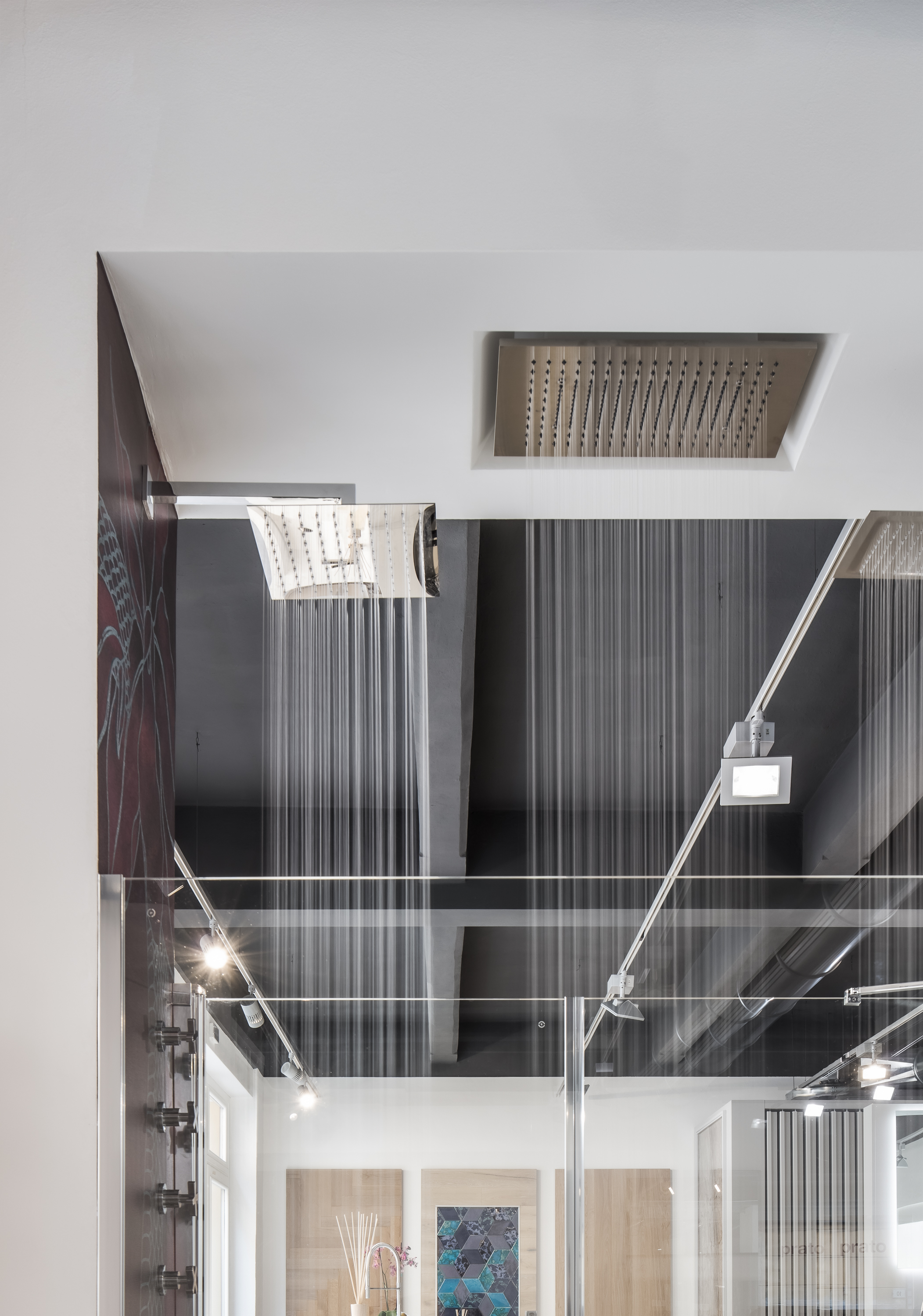 2019 年完成的豪华展厅设计-23