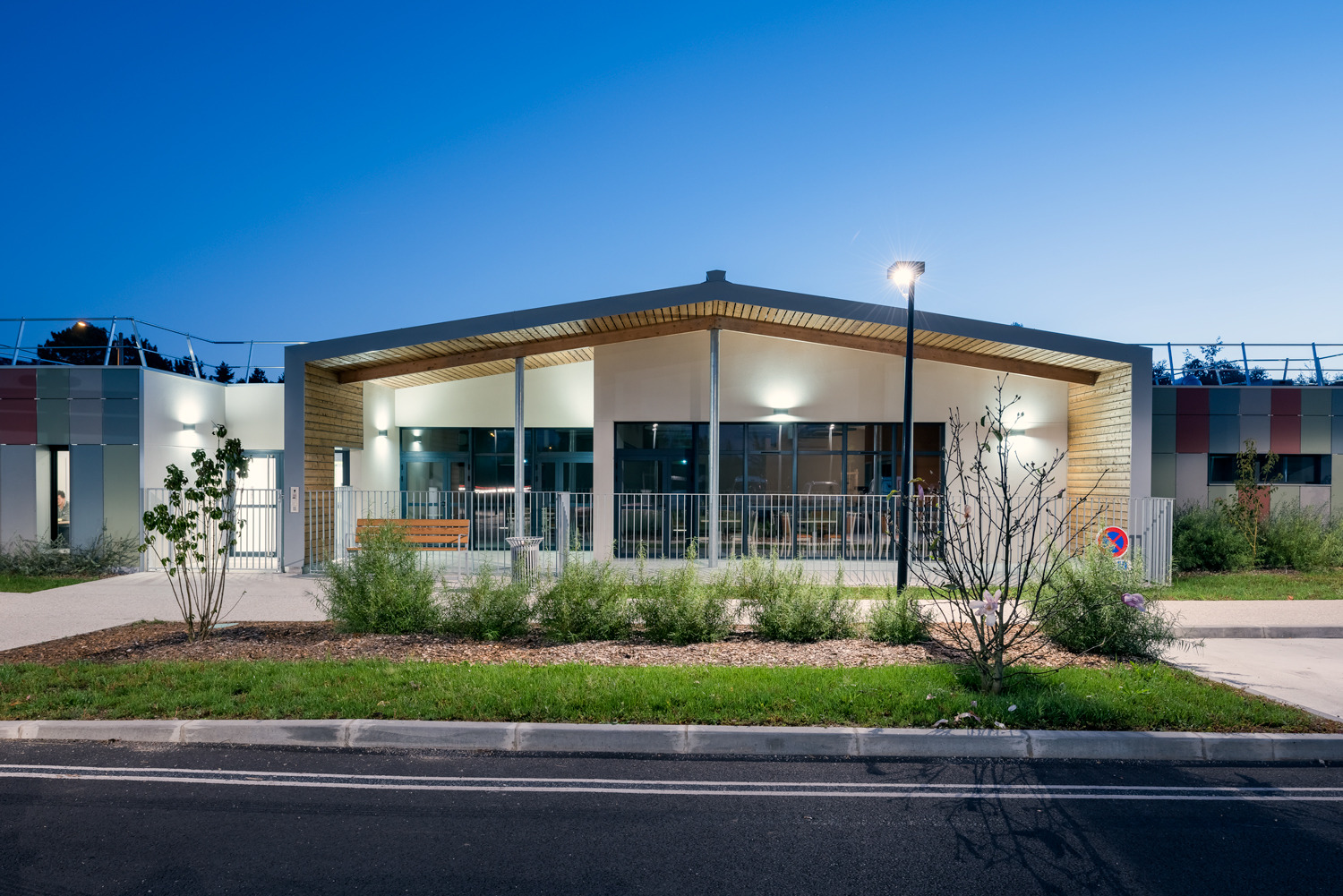 养老医疗中心 Barail | 关爱老年人的温馨家园-3