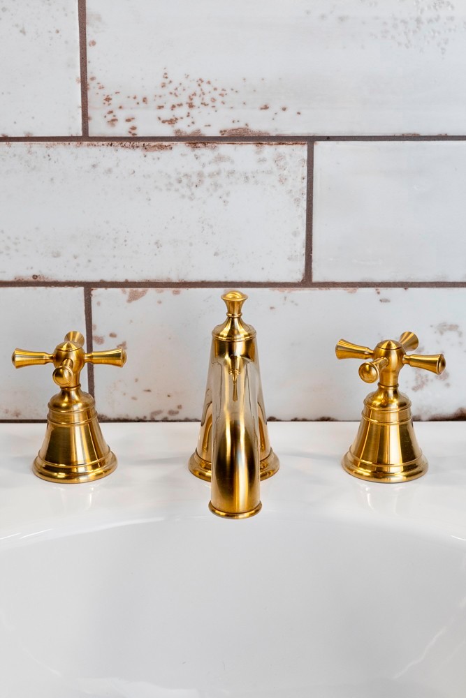 加拿大魁北克 Arvi 怀旧轻工业风餐厅-2