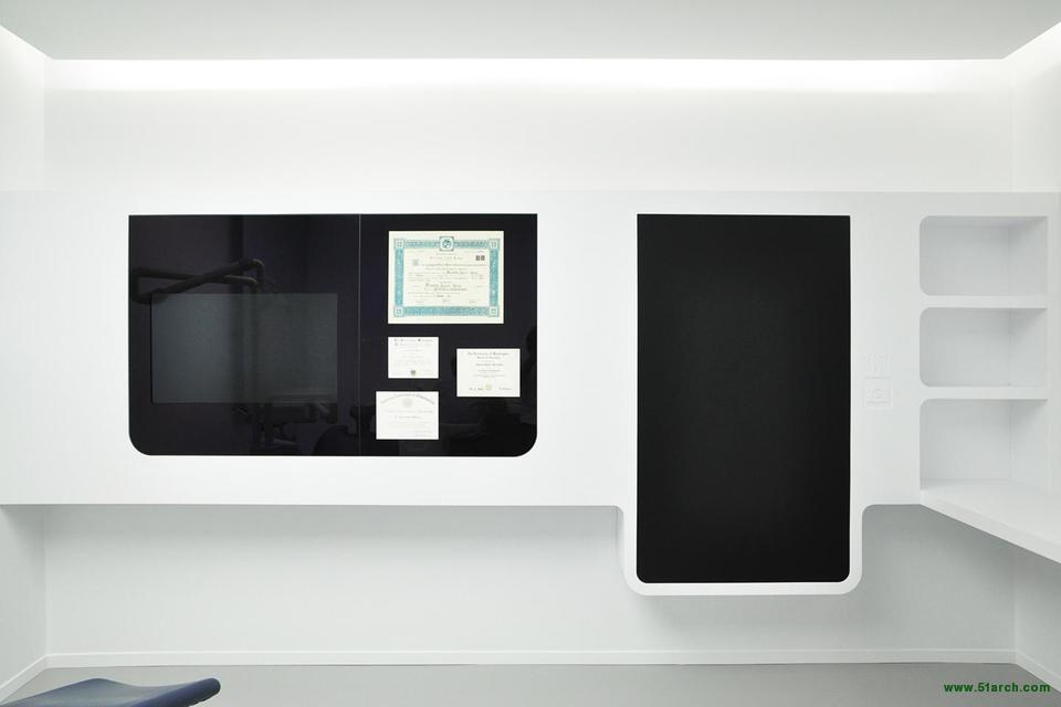 意大利卡塔尼亚牙科诊所-2