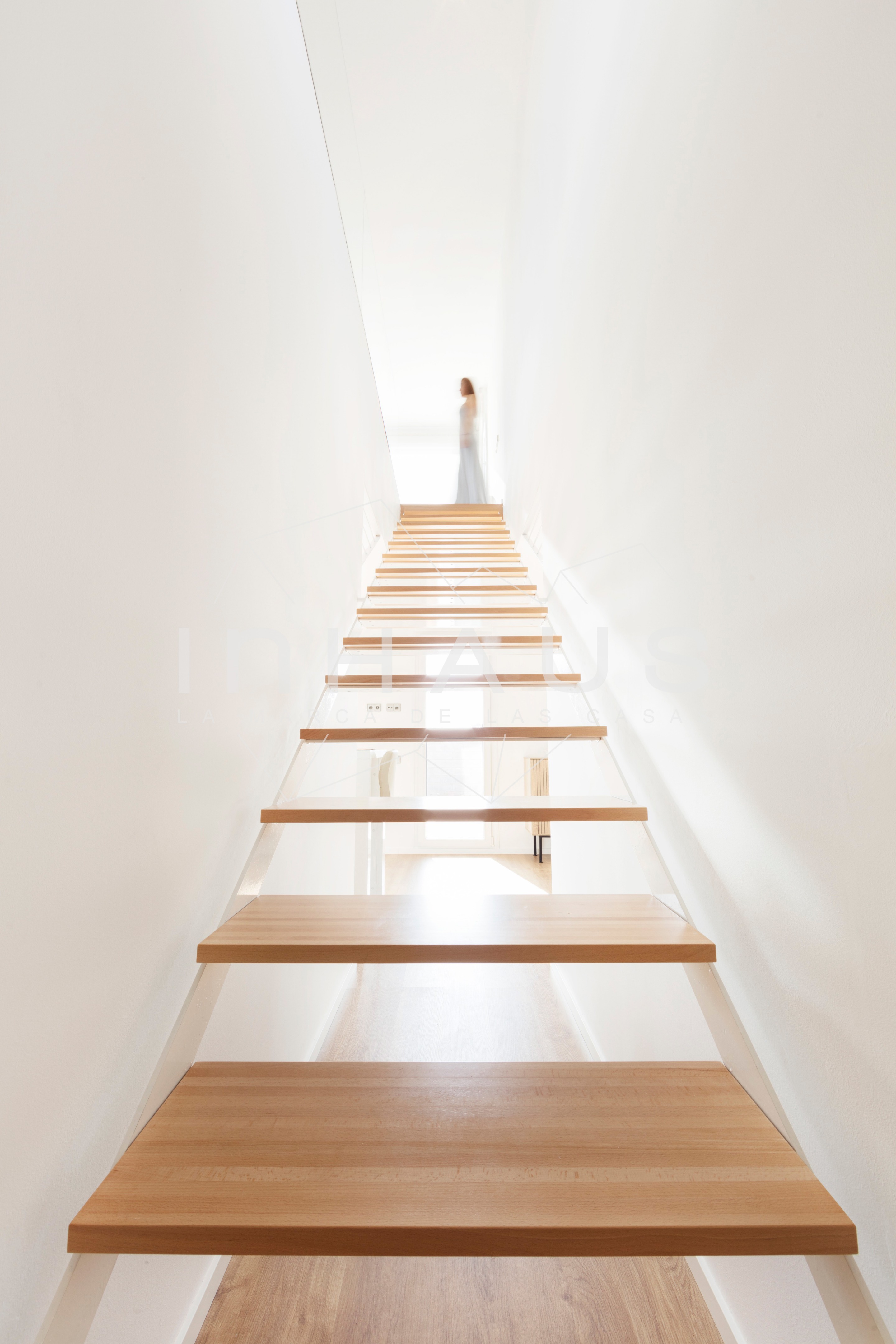 模块化打造的家庭住宅——塔拉戈纳美景之家-10