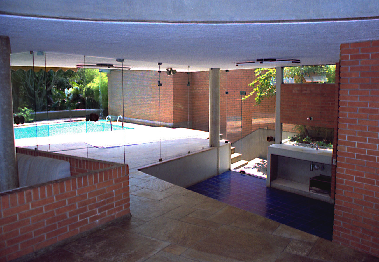 绿意盎然的家庭住宅-45