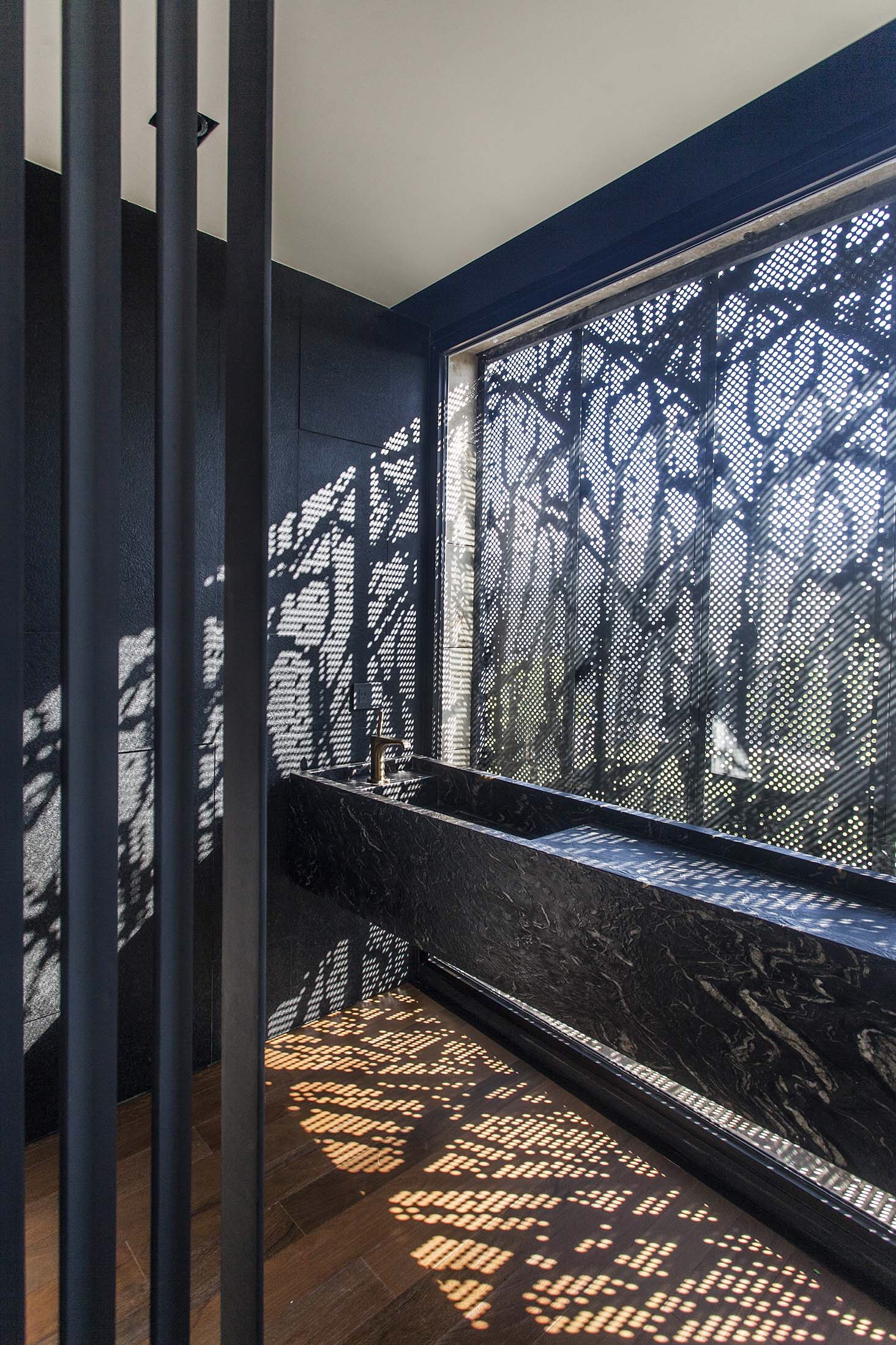 Buenos Aires 湖畔别墅 | 温暖材料与自然融合-11