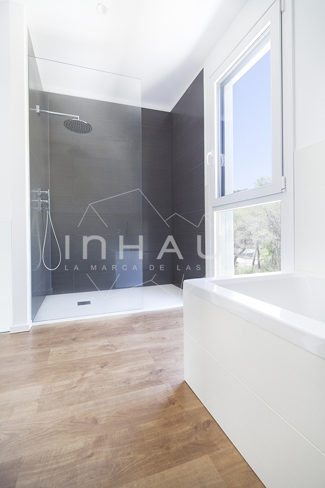 巴塞罗那简约现代模块化别墅-39