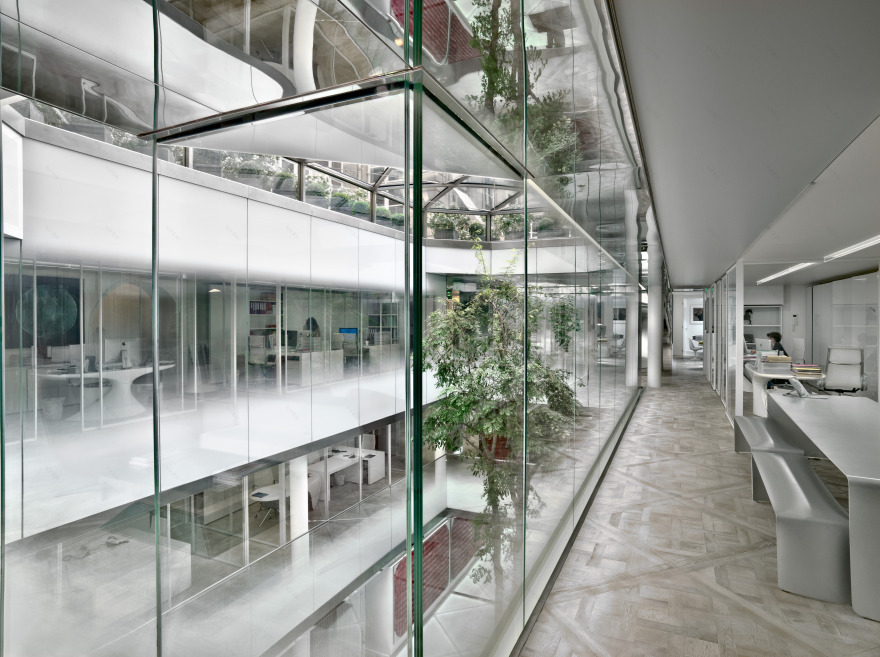 巴黎地标建筑中的现代办公空间-2