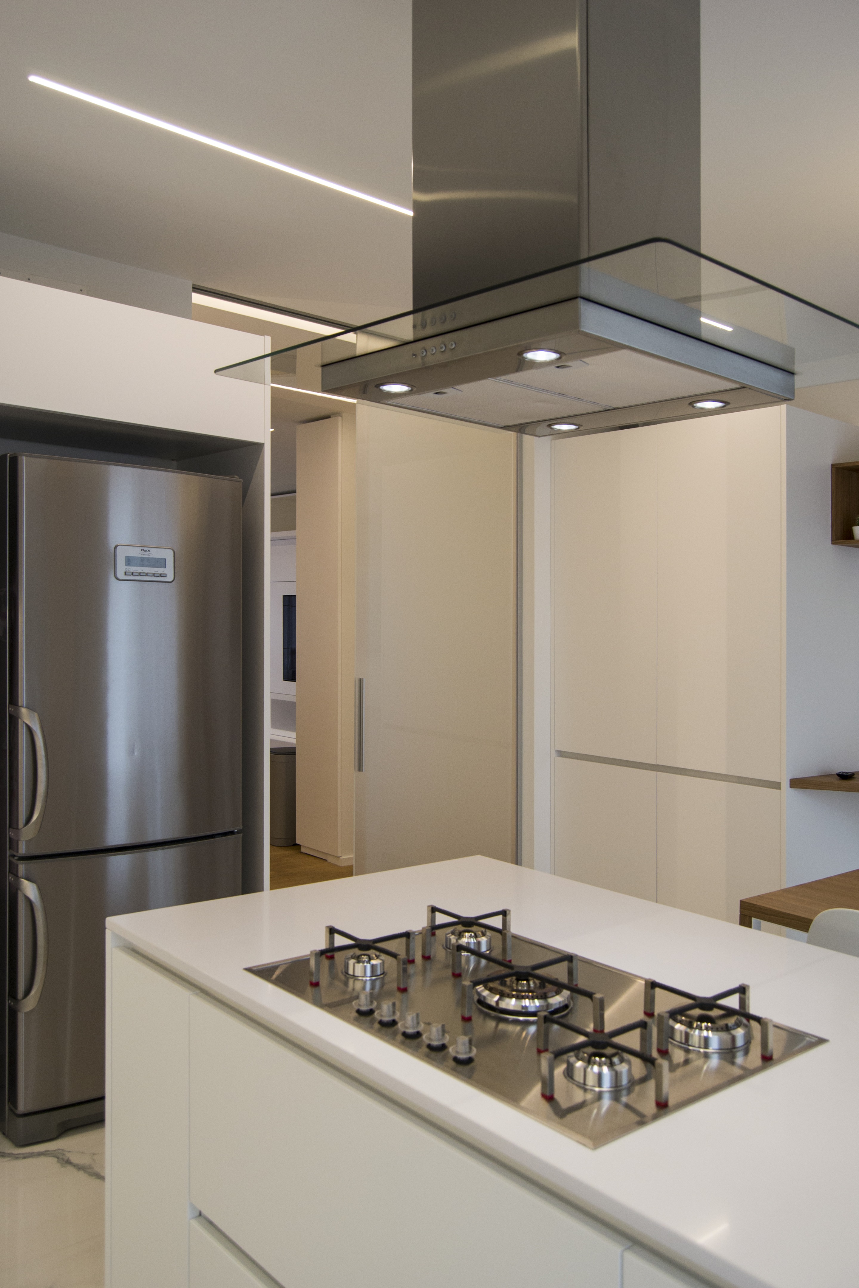 2018 年意大利佩斯卡拉公寓翻新设计-6