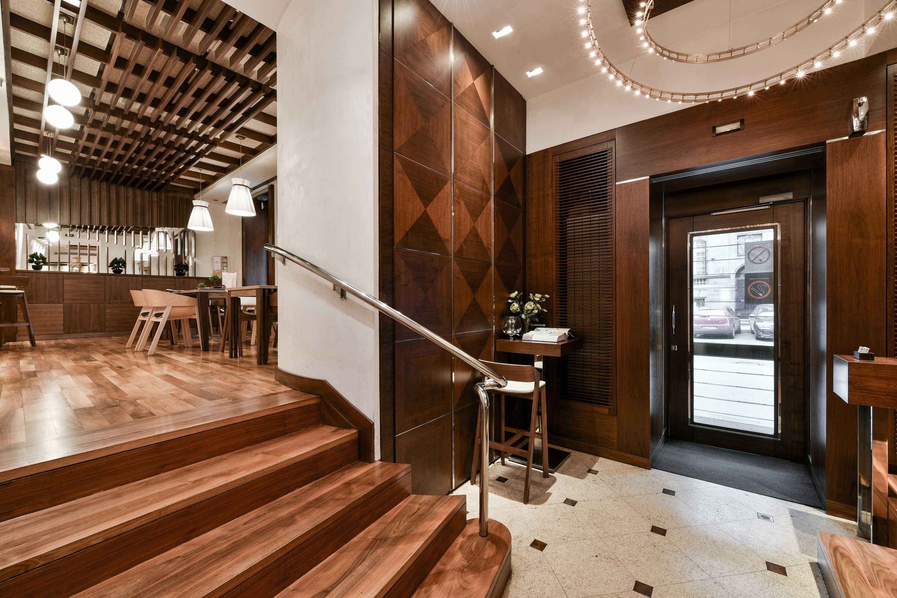 森林中的餐厅-8