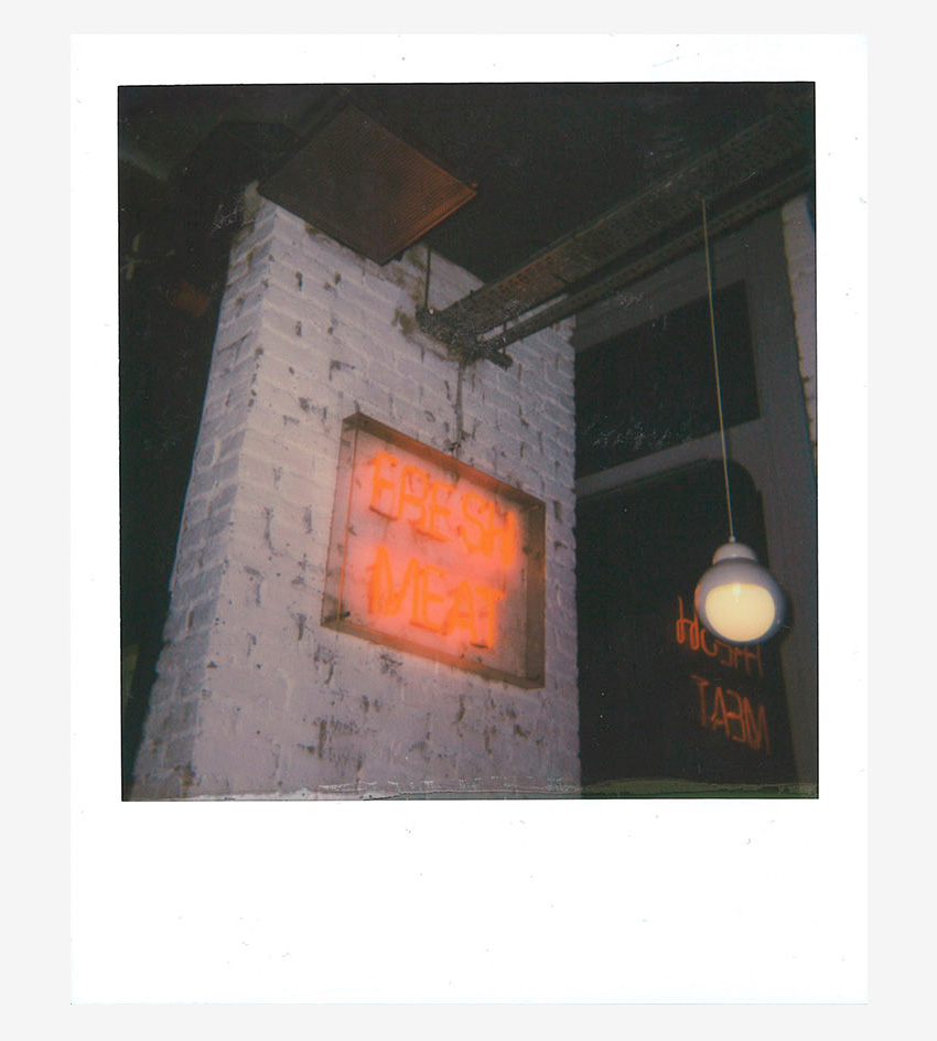 伦敦街头艺术 | 九位设计师的宝丽来视角-4