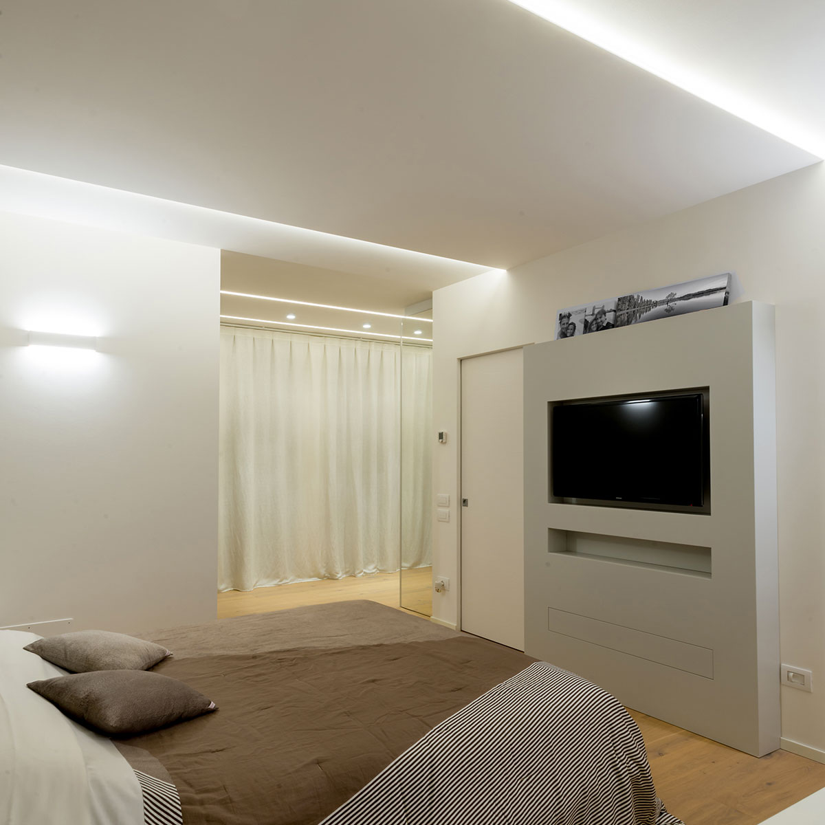 现代私人别墅设计，绿色环保与优雅照明完美融合-2