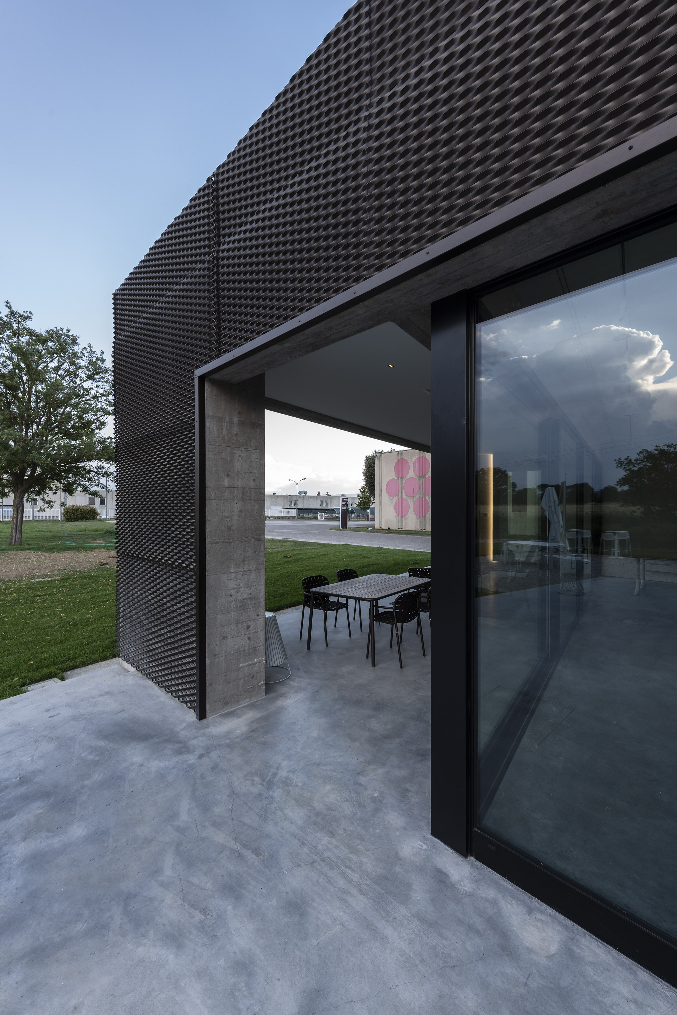 EMU 新设计研究中心-2