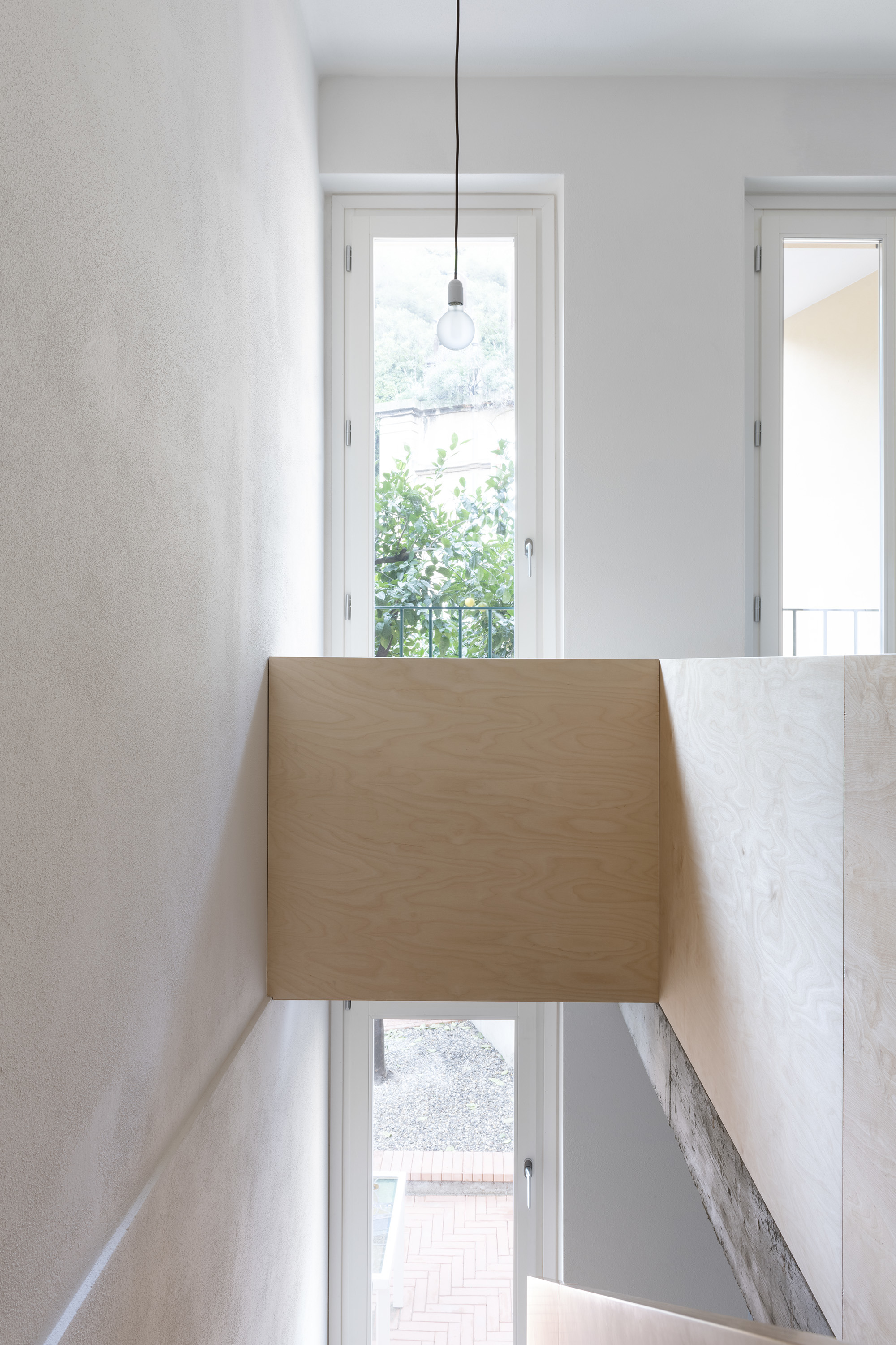 意大利 Varigotti 度假屋翻新 打造现代宜居空间-37