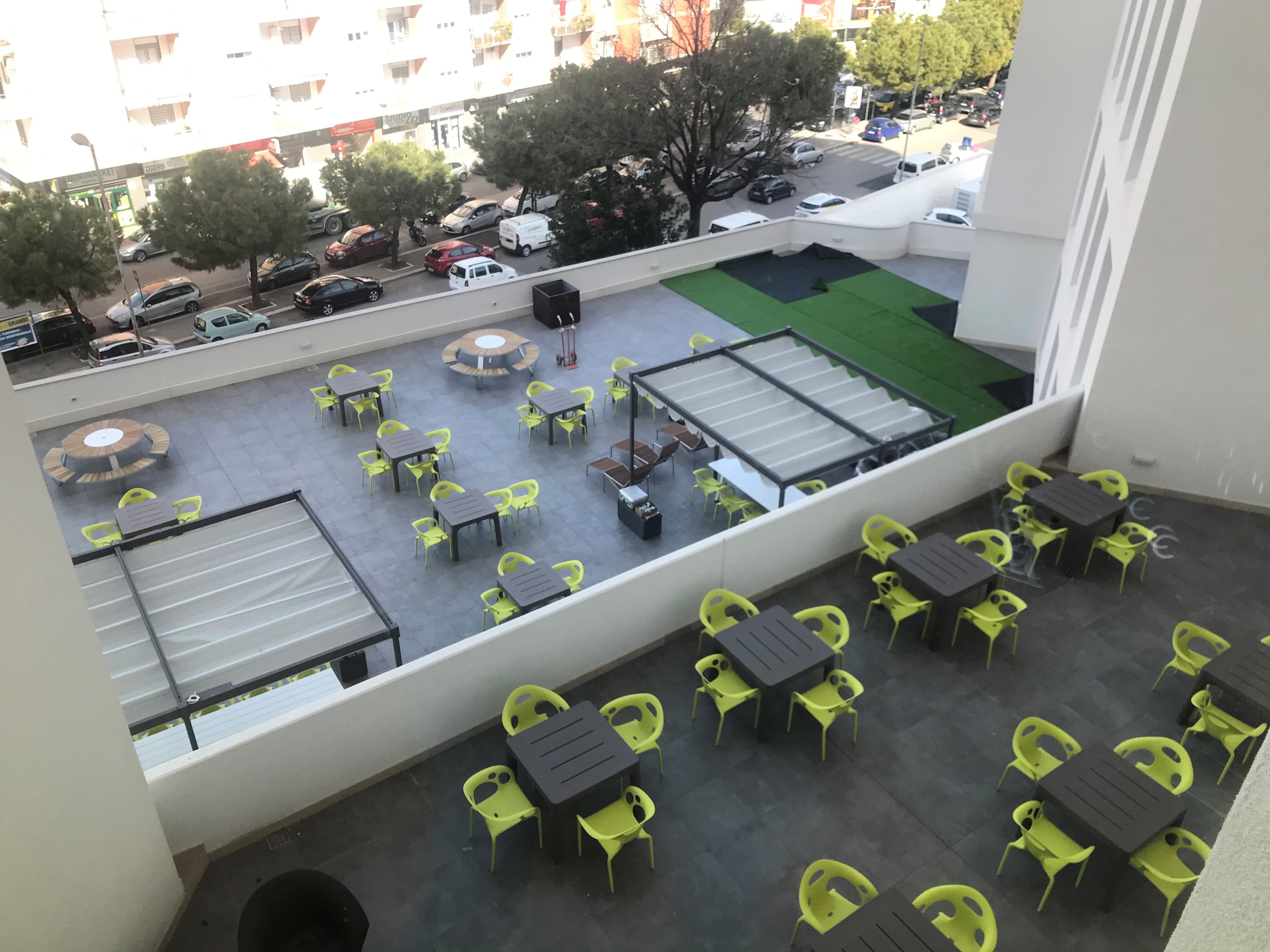 电信公司总部打造高效休闲办公空间-26