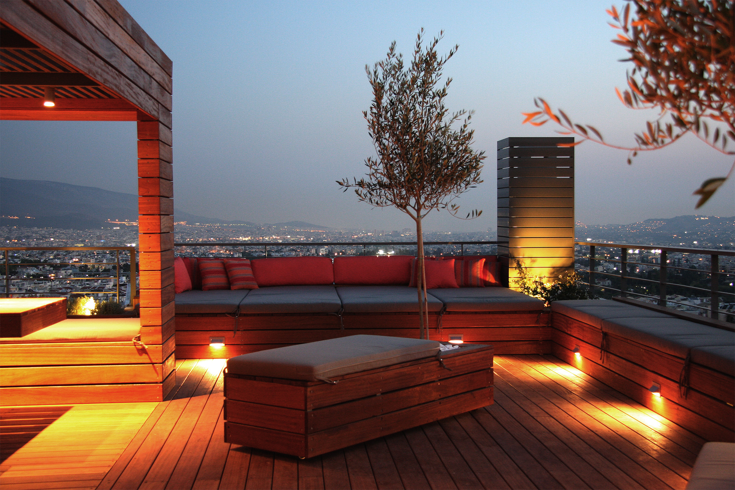 屋顶逃生通道-0