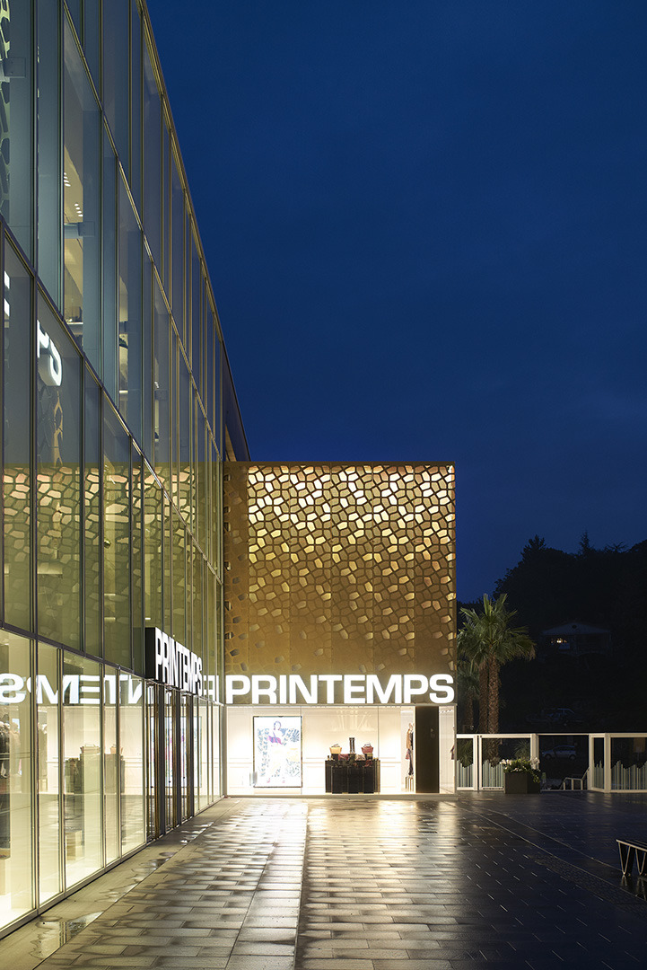 简约花形图案,打造 Printemps 地标式建筑-2