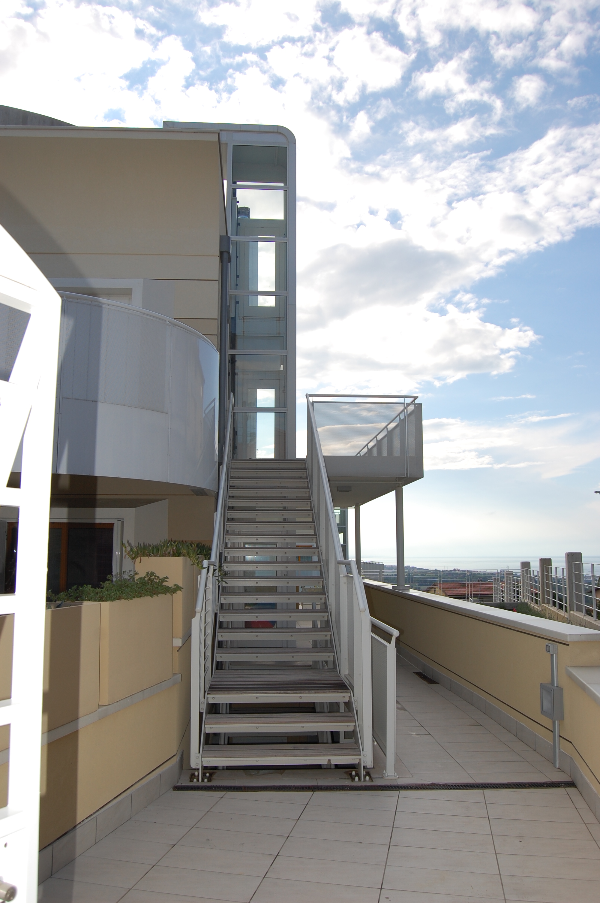 2010 年意大利 Falconara Alta 私人住宅-35