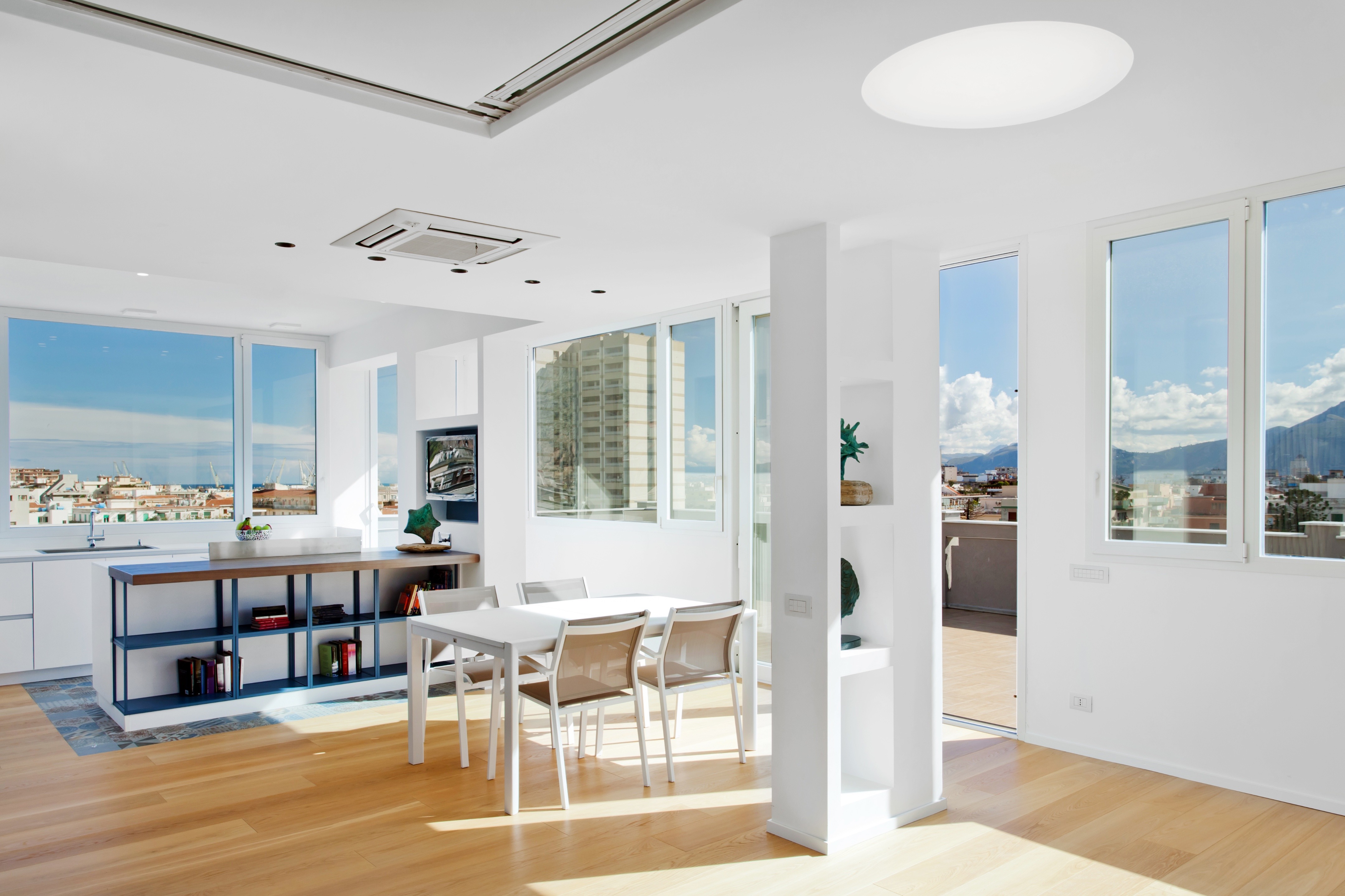 米兰公寓的精致生活 - 个性化家具与照明设计展现独特魅力-19