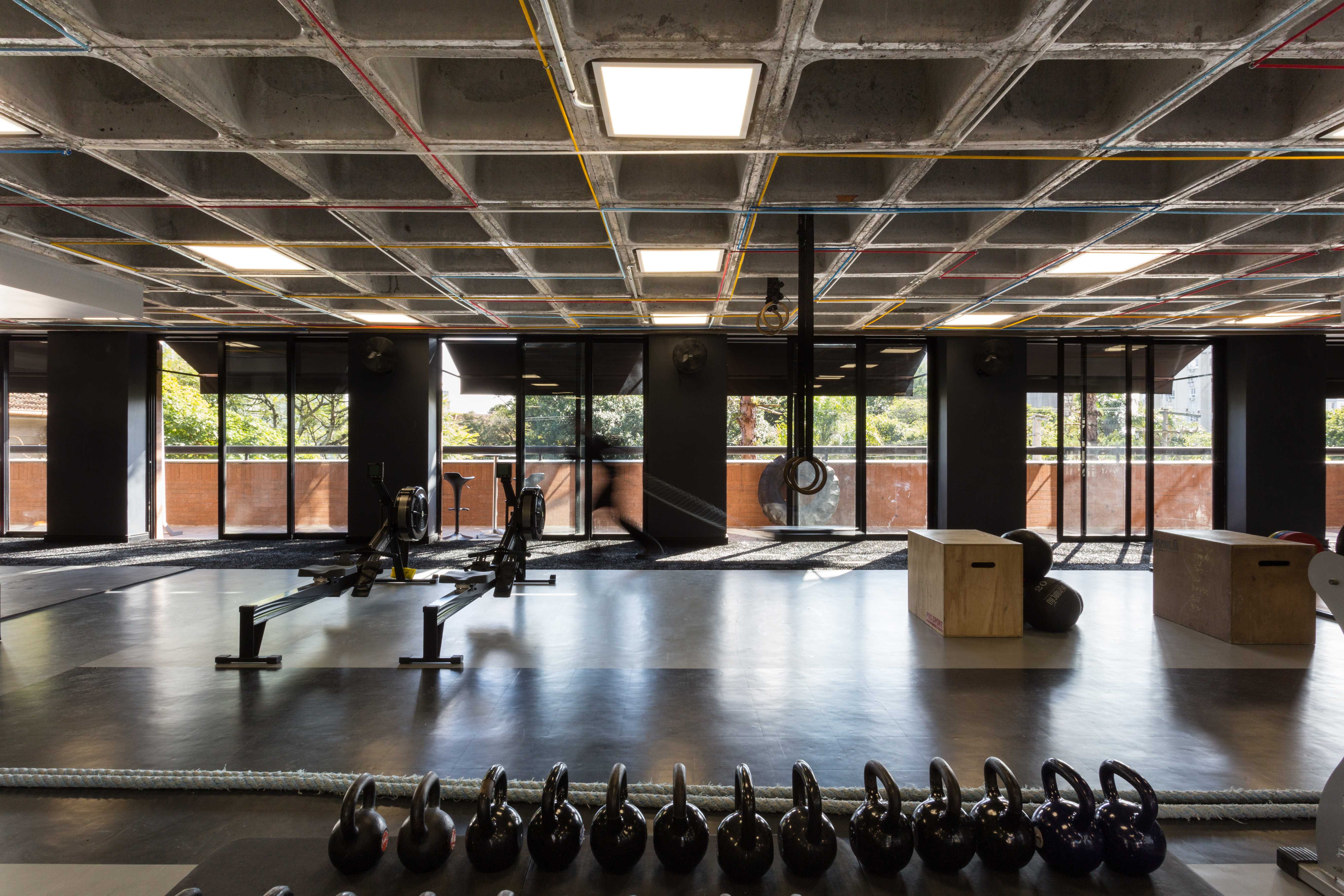 工业风运动工作室,原汁原味的设计魅力-37