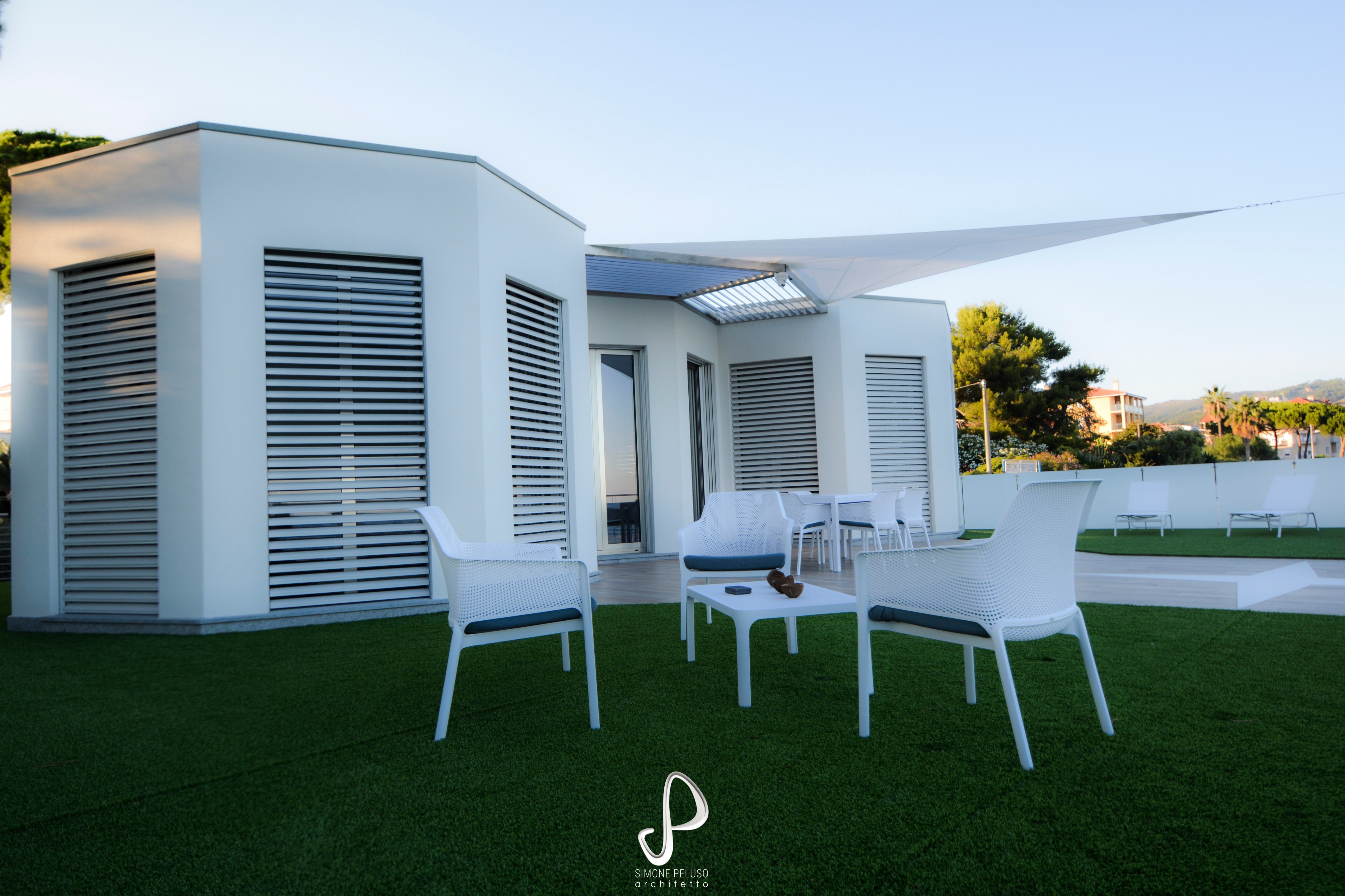 海滨 pagode 别墅 | 废墟中的新生-4