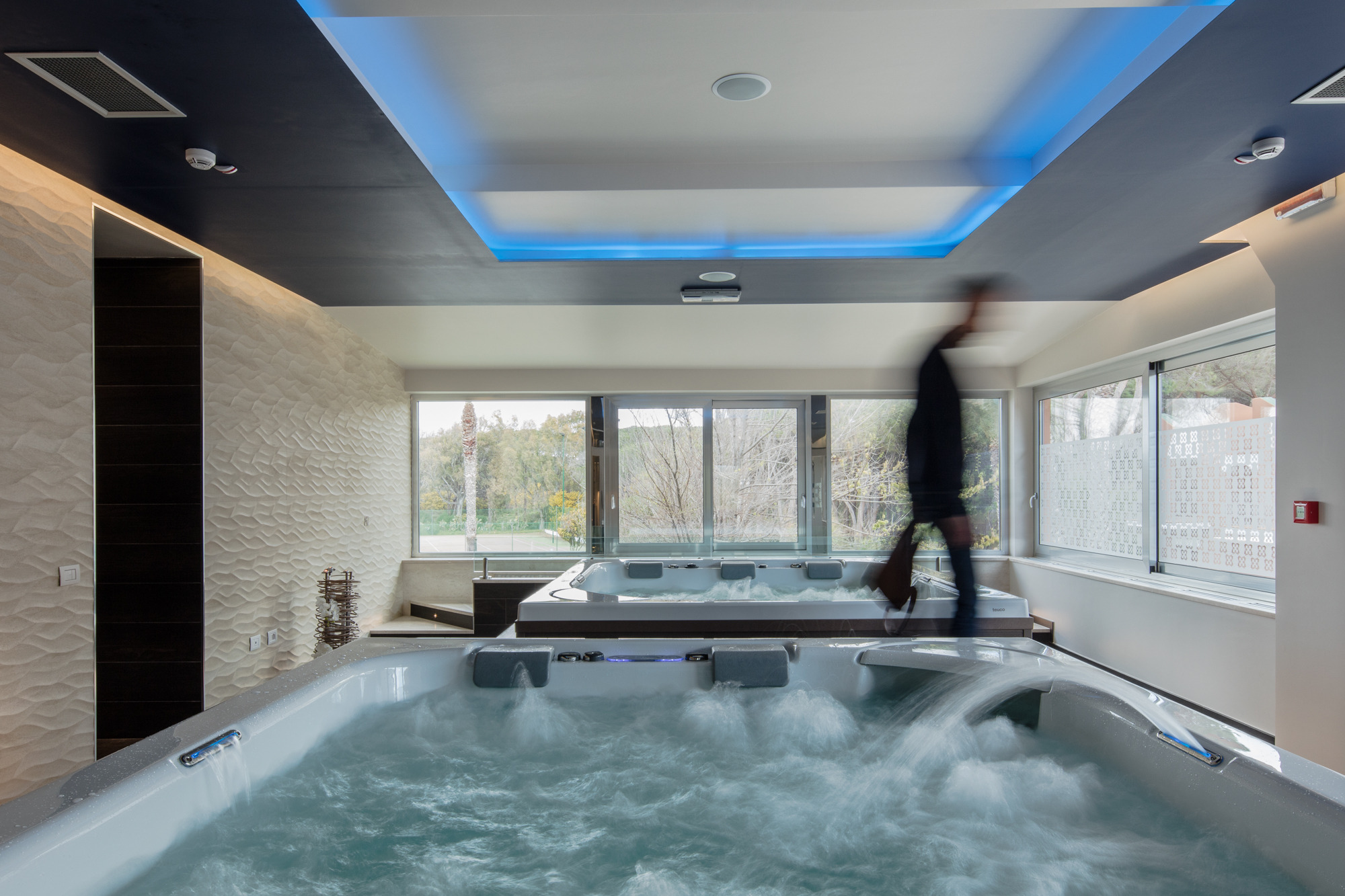 海畔松林间的悠然 SPA | Una SPA tra i pini-2