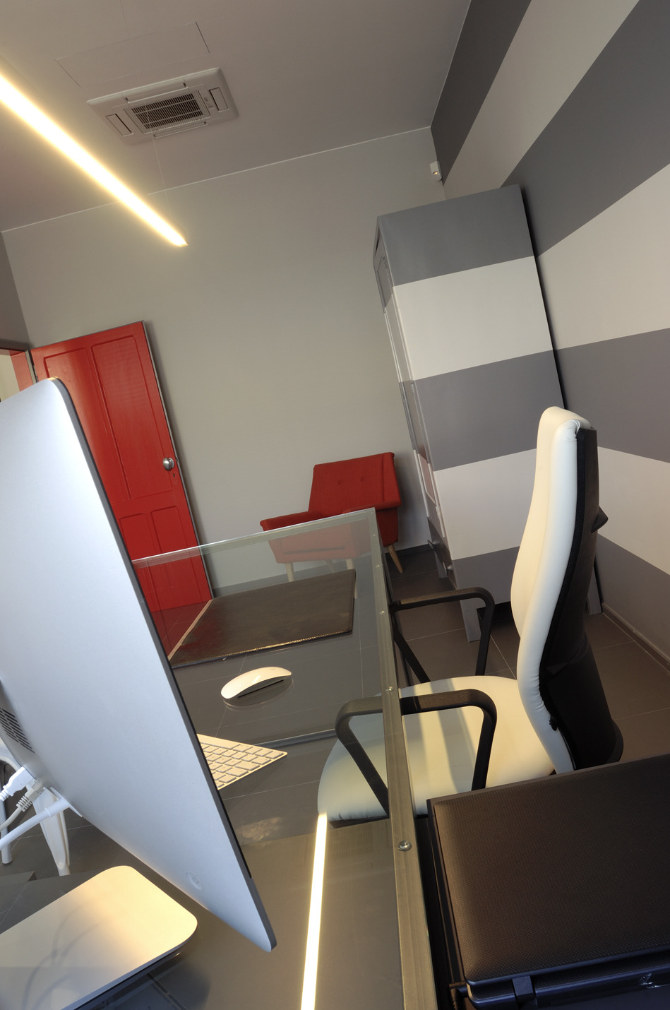 颠覆工业风，打造灵动办公空间-14