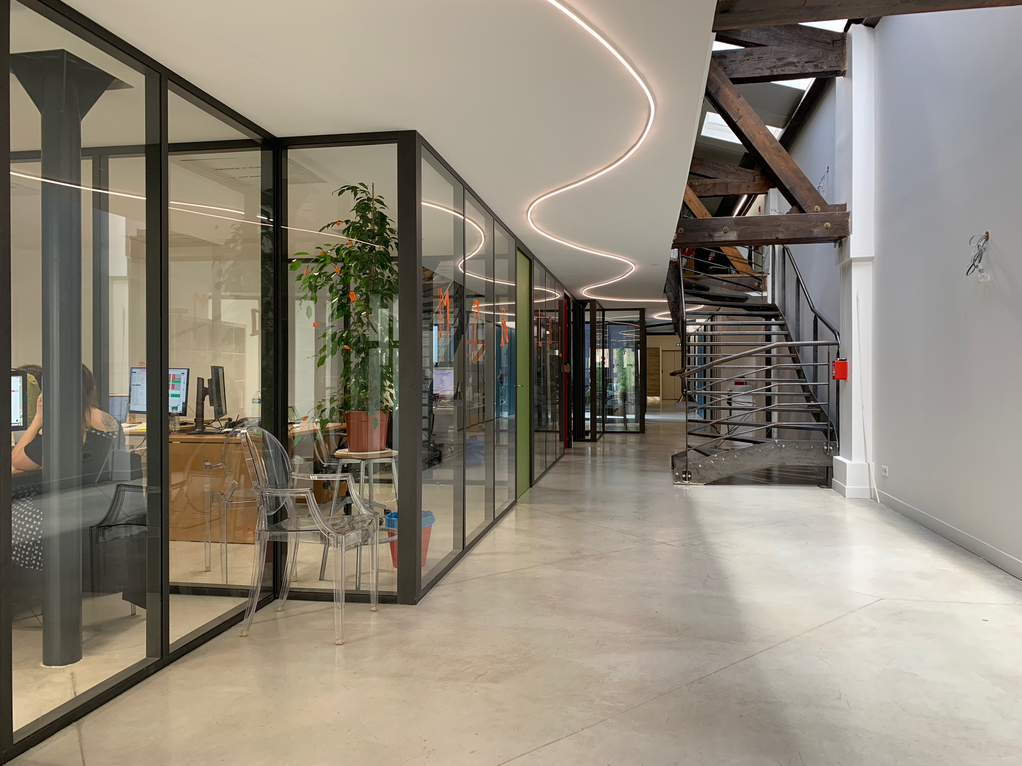 2016 年新领域公司仓库变身网络代理总部-25