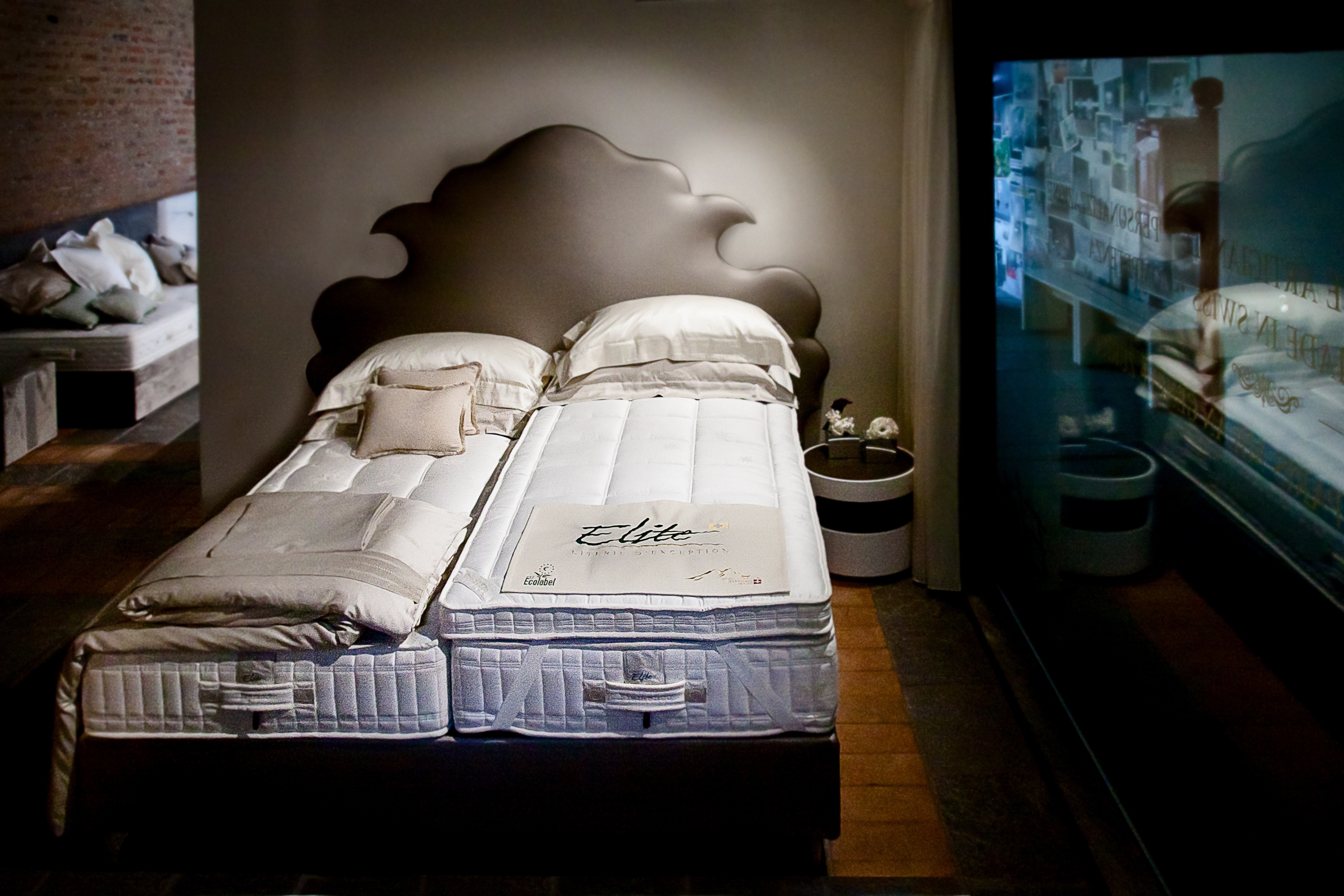 米兰精英床垫展示厅-18