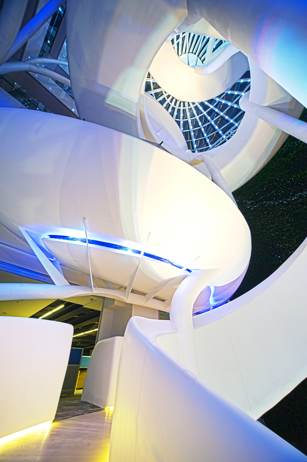 OL 总部 | 园林景观与办公空间的完美融合-17