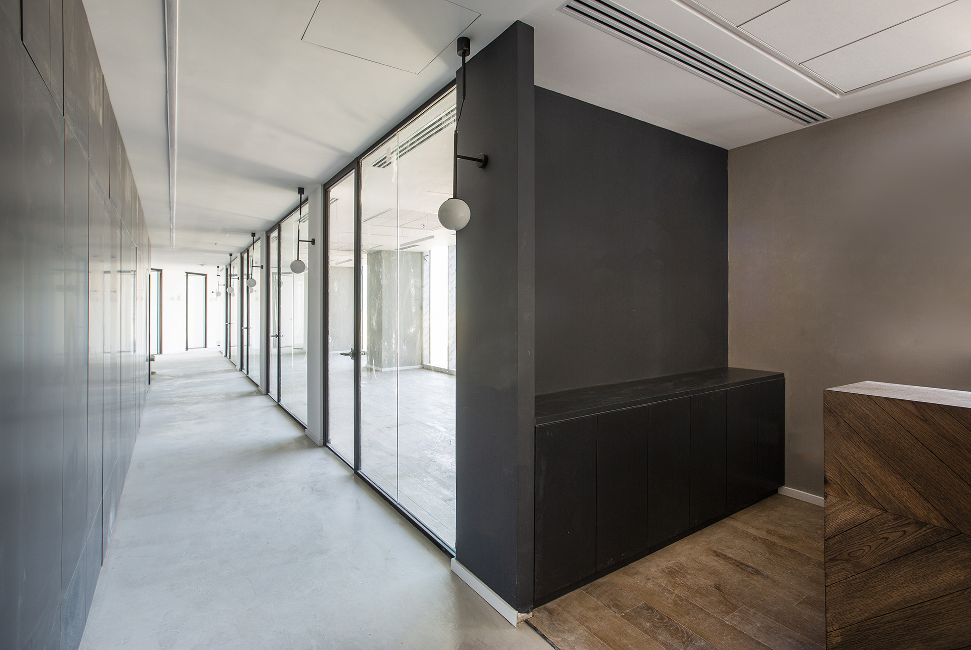 2019 年完成的 TLV 办公室设计-7