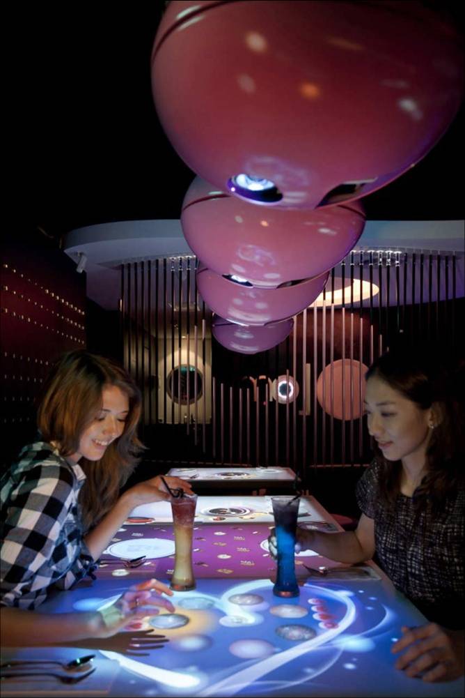 台北MOJO iCUSINE互动式潮流概念餐厅-1